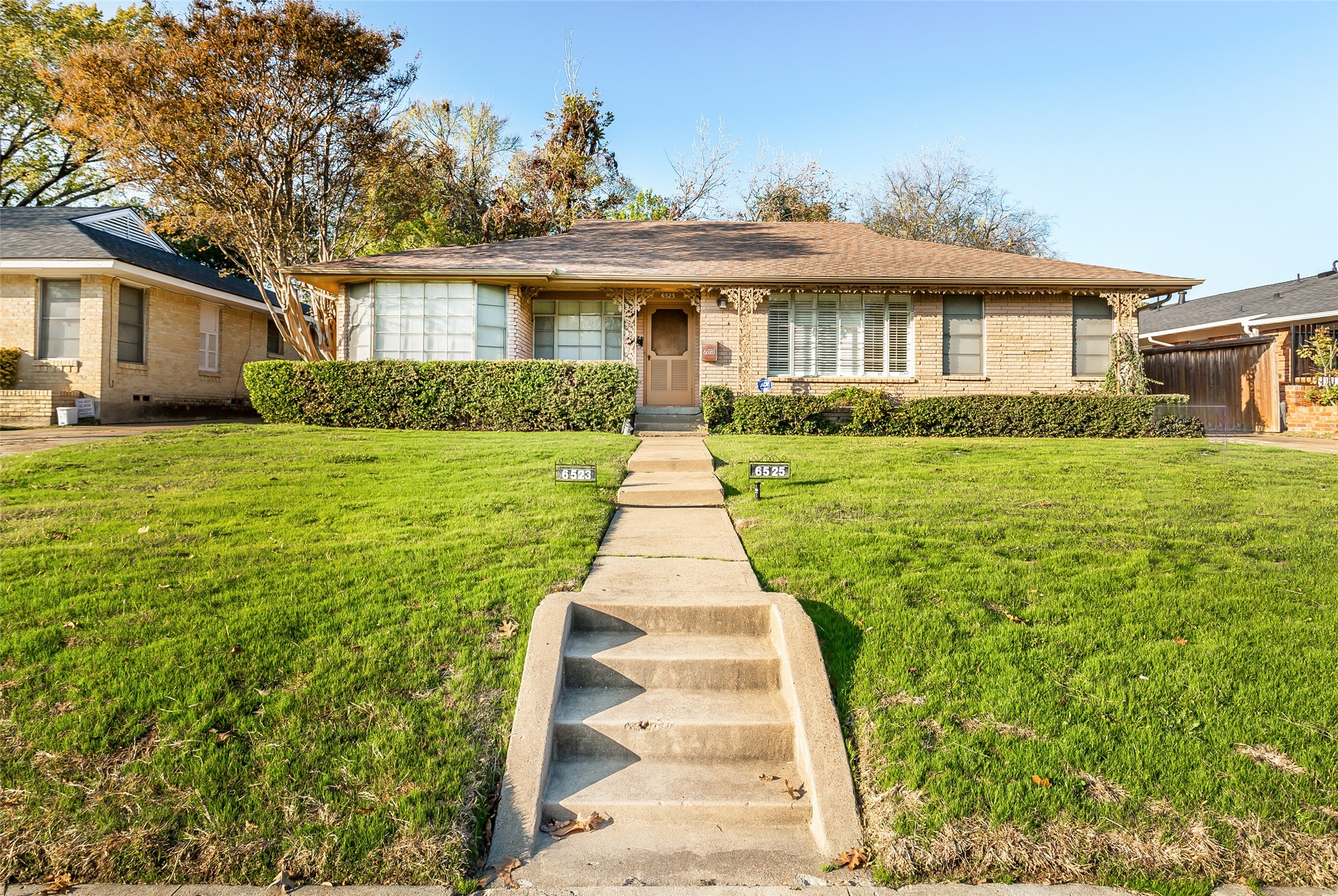 6523 E Mockingbird Lane Dallas TX 75214