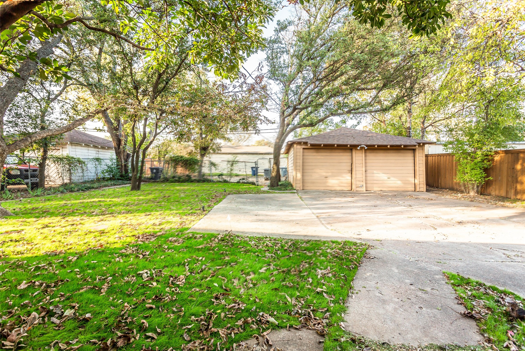 6523 E Mockingbird Lane Dallas TX 75214