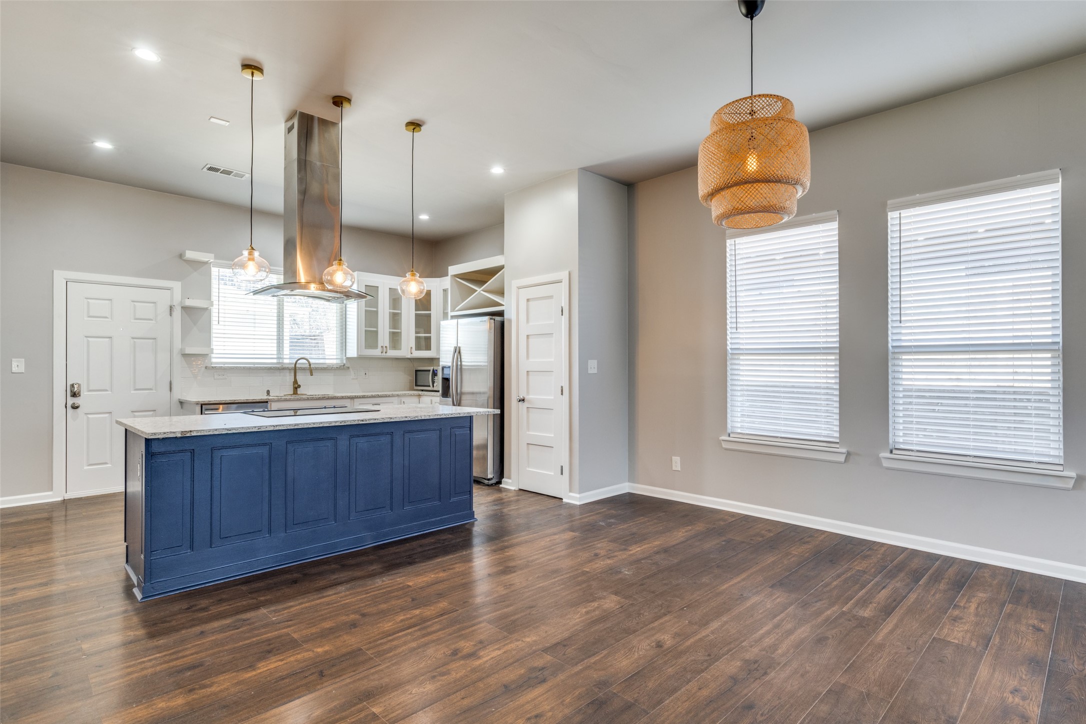 619 Buckalew Street Dallas TX 75208