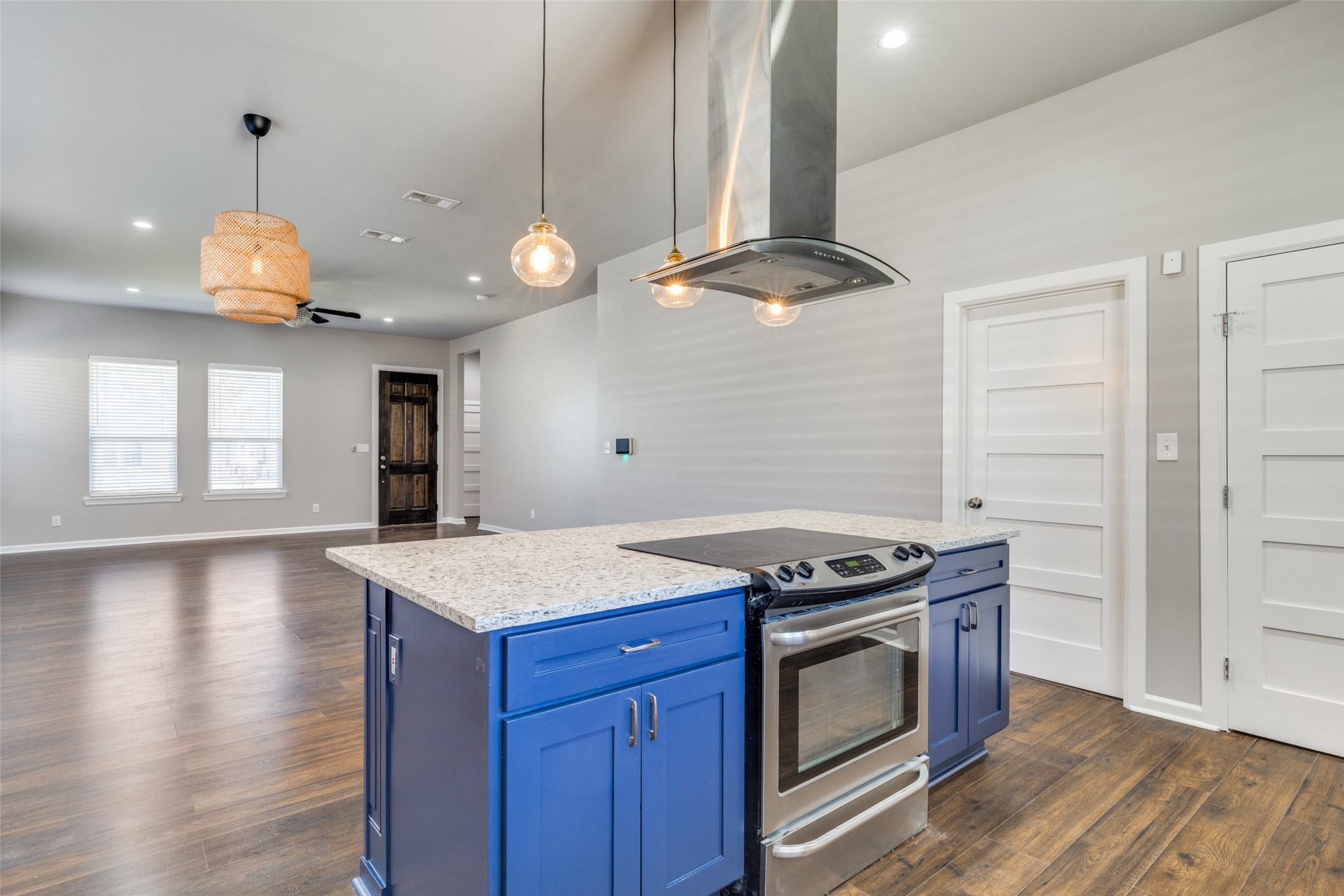 619 Buckalew Street Dallas TX 75208
