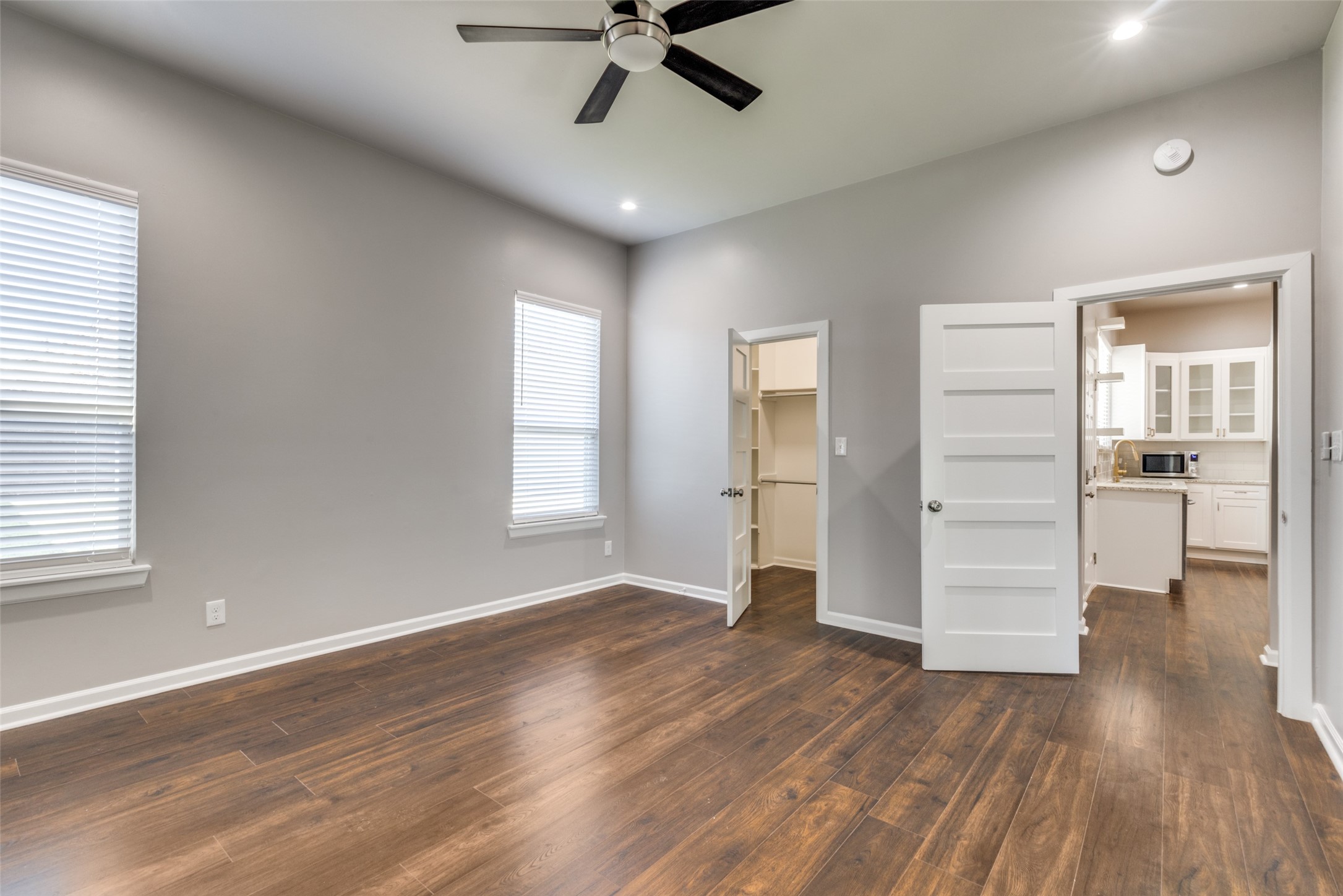 619 Buckalew Street Dallas TX 75208