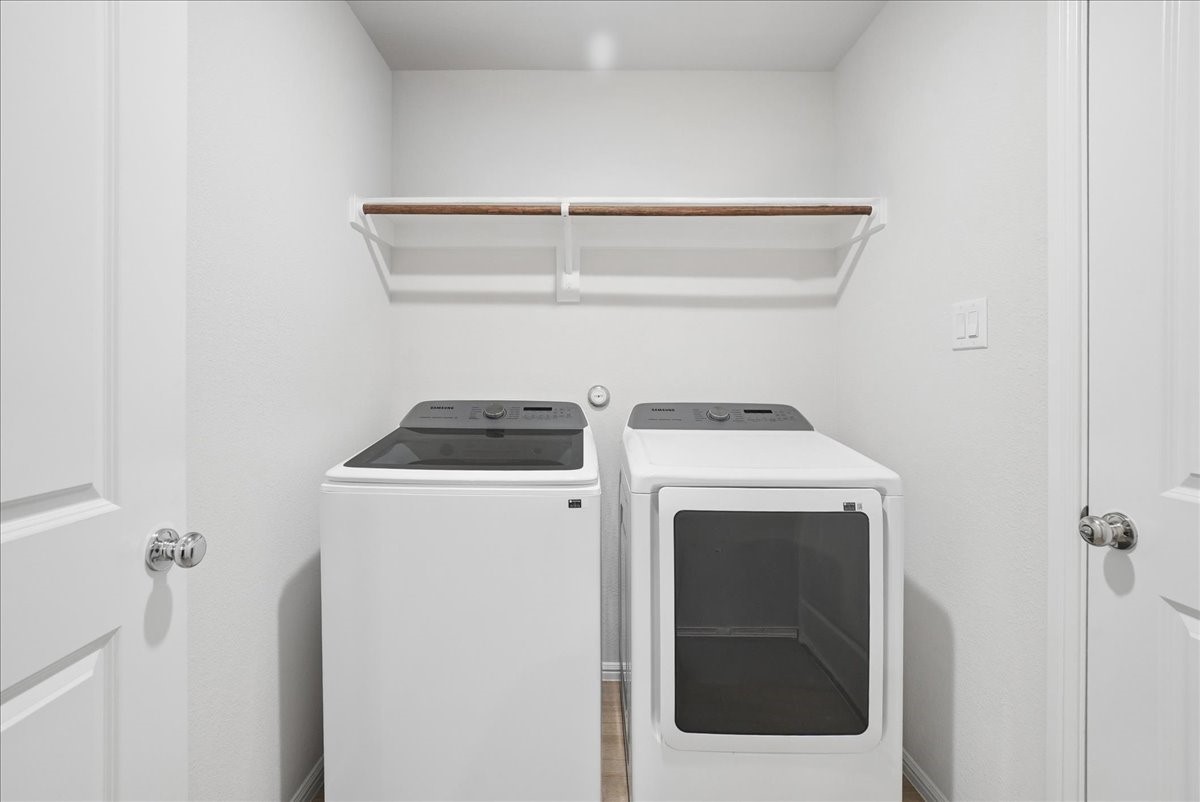 1004 Pineview Lane Crowley TX 76036