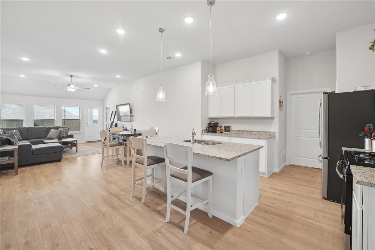 1004 Pineview Lane Crowley TX 76036