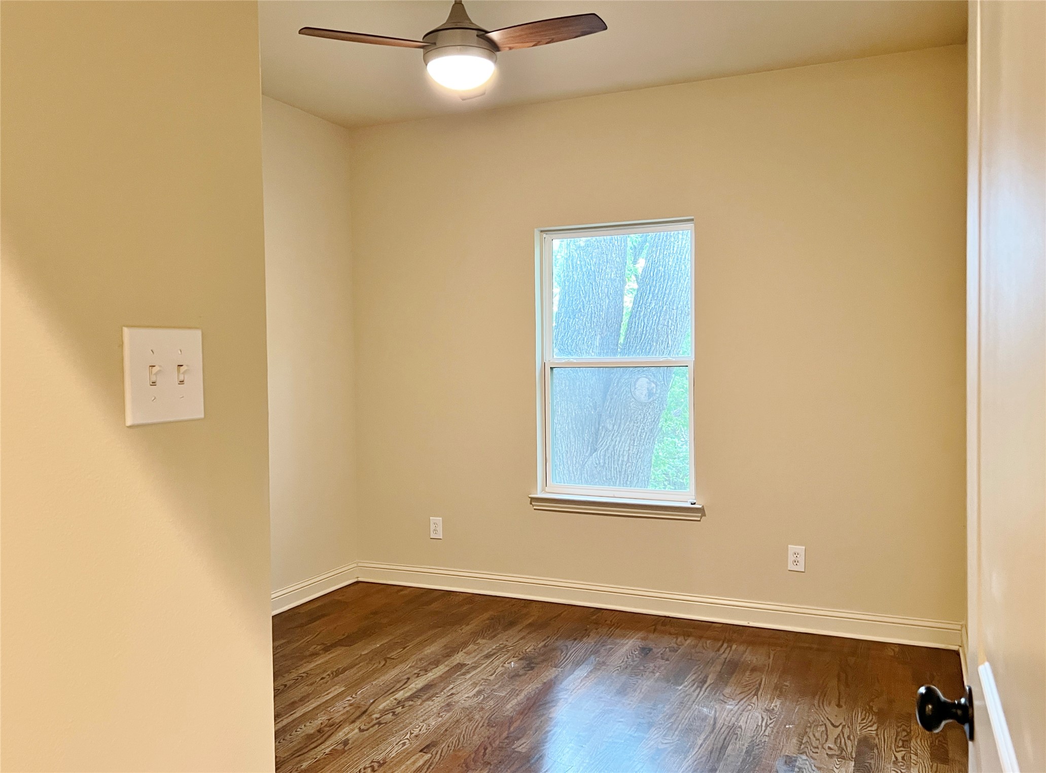 1312 W Jefferson Street Waxahachie TX 75165