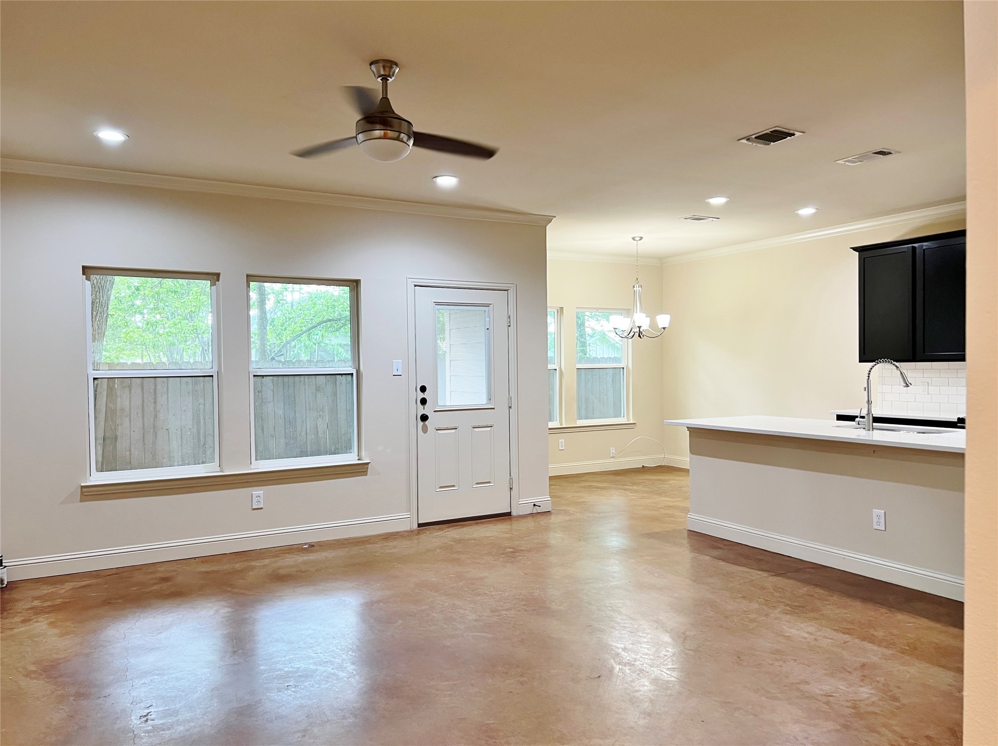 1312 W Jefferson Street Waxahachie TX 75165