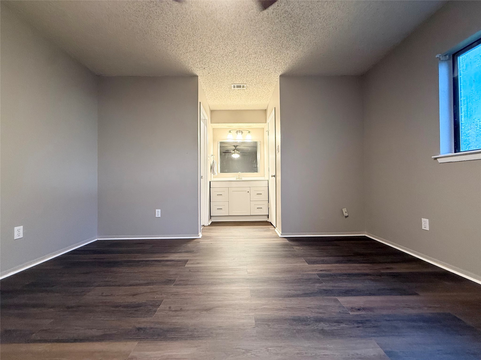 2834 Naples Drive Garland TX 75040