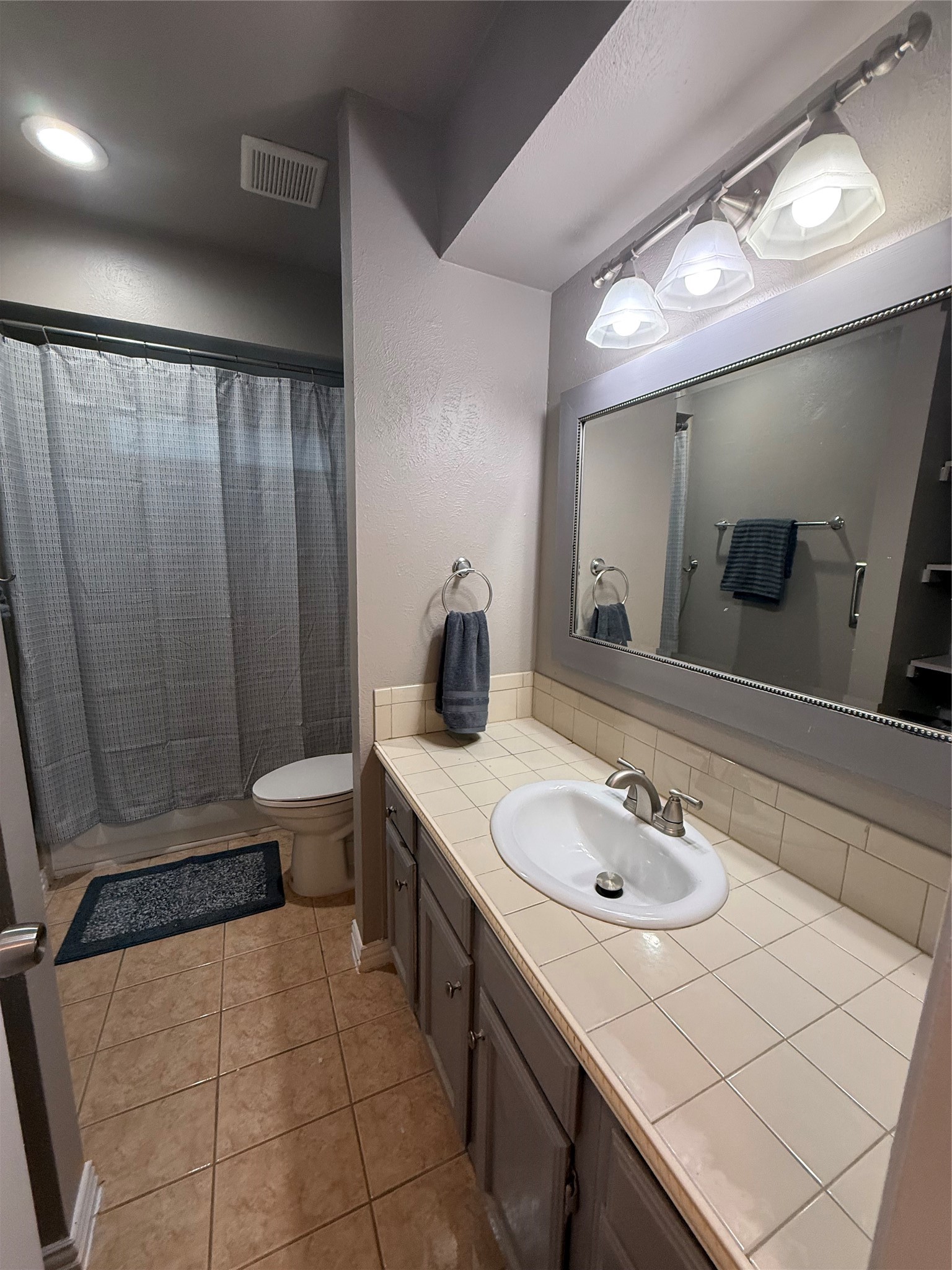 2834 Naples Drive Garland TX 75040