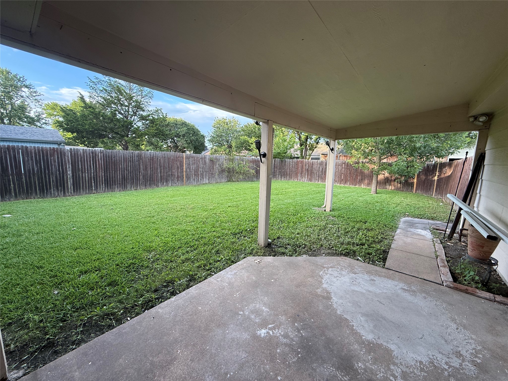 2834 Naples Drive Garland TX 75040