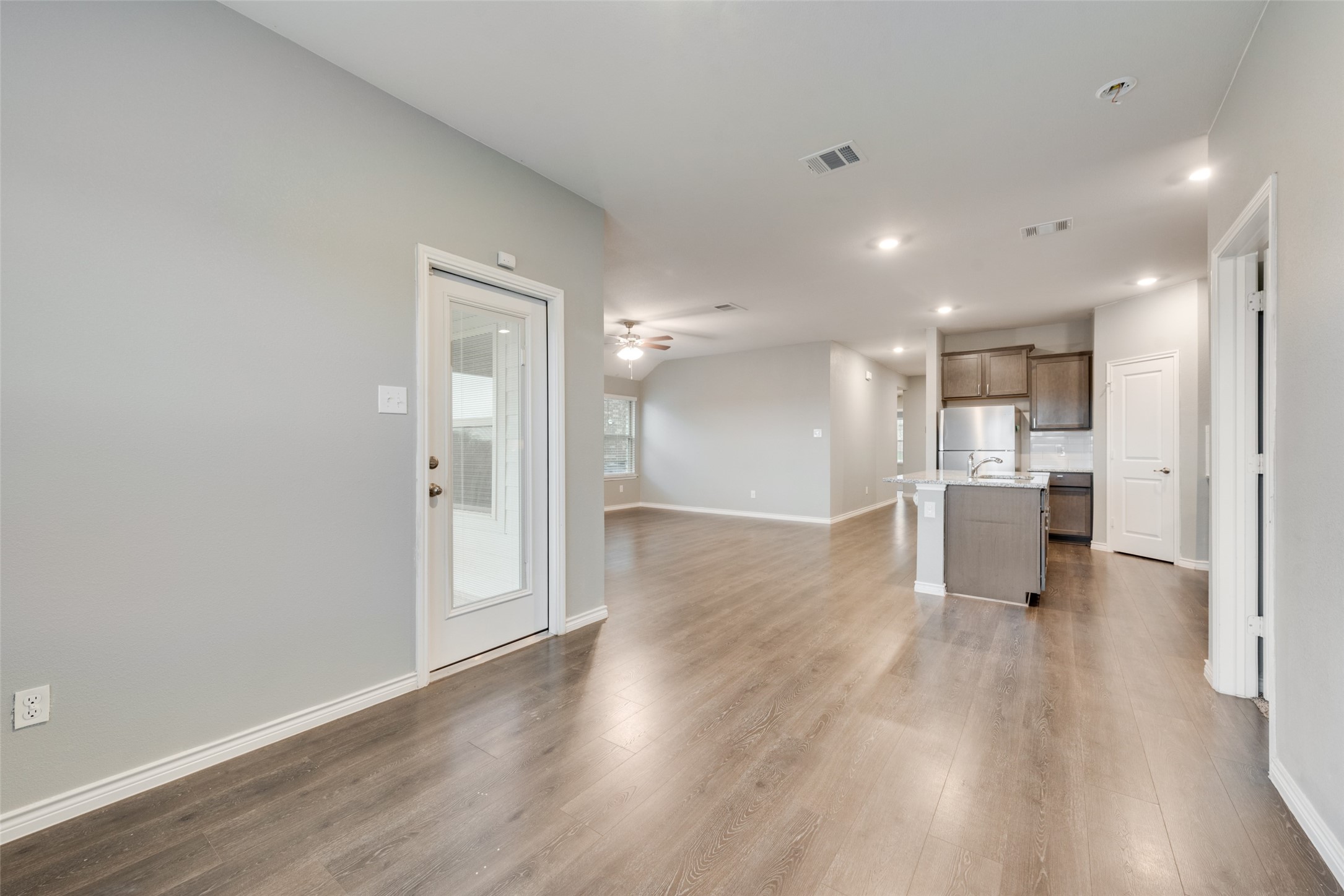 1501 Hidden Bluff Crossing Princeton TX 75407