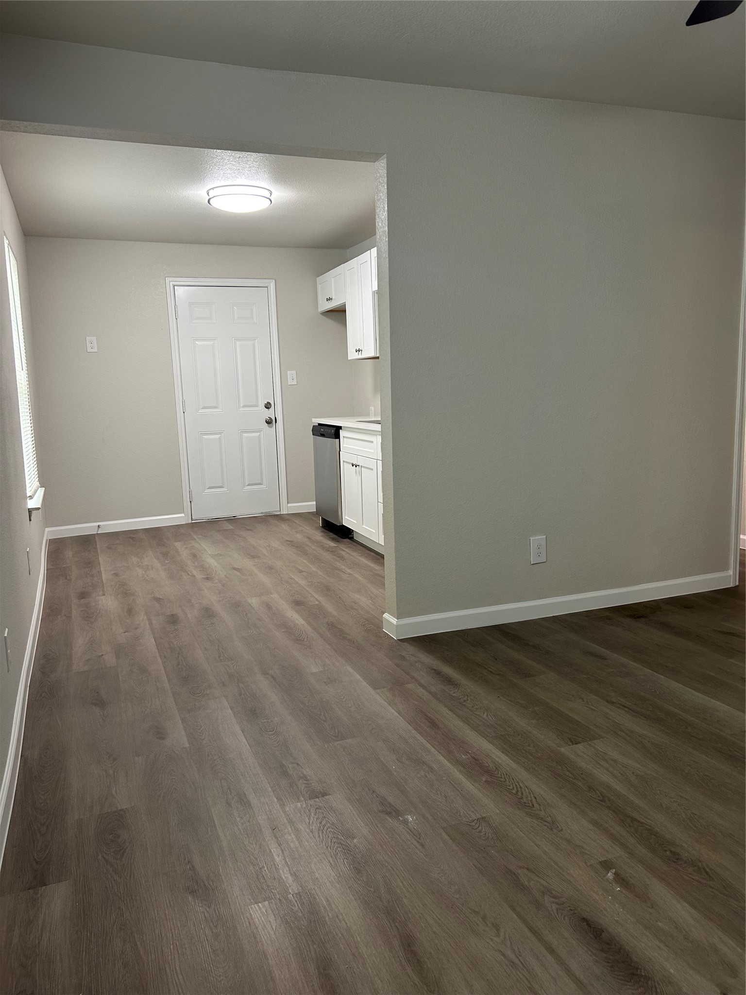 407 N Justin Avenue Dallas TX 75211
