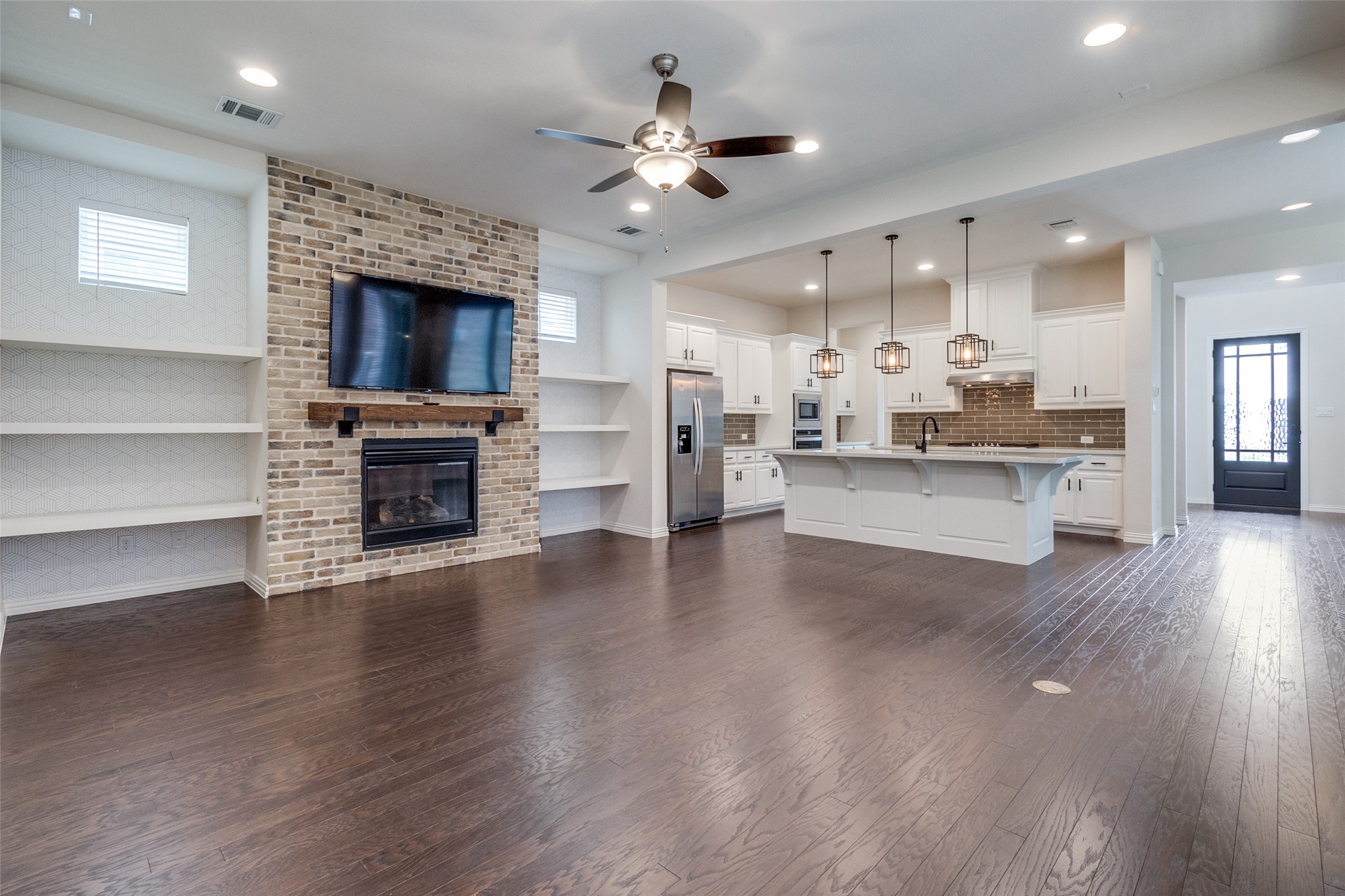 8026 Copper Way Dallas TX 75252