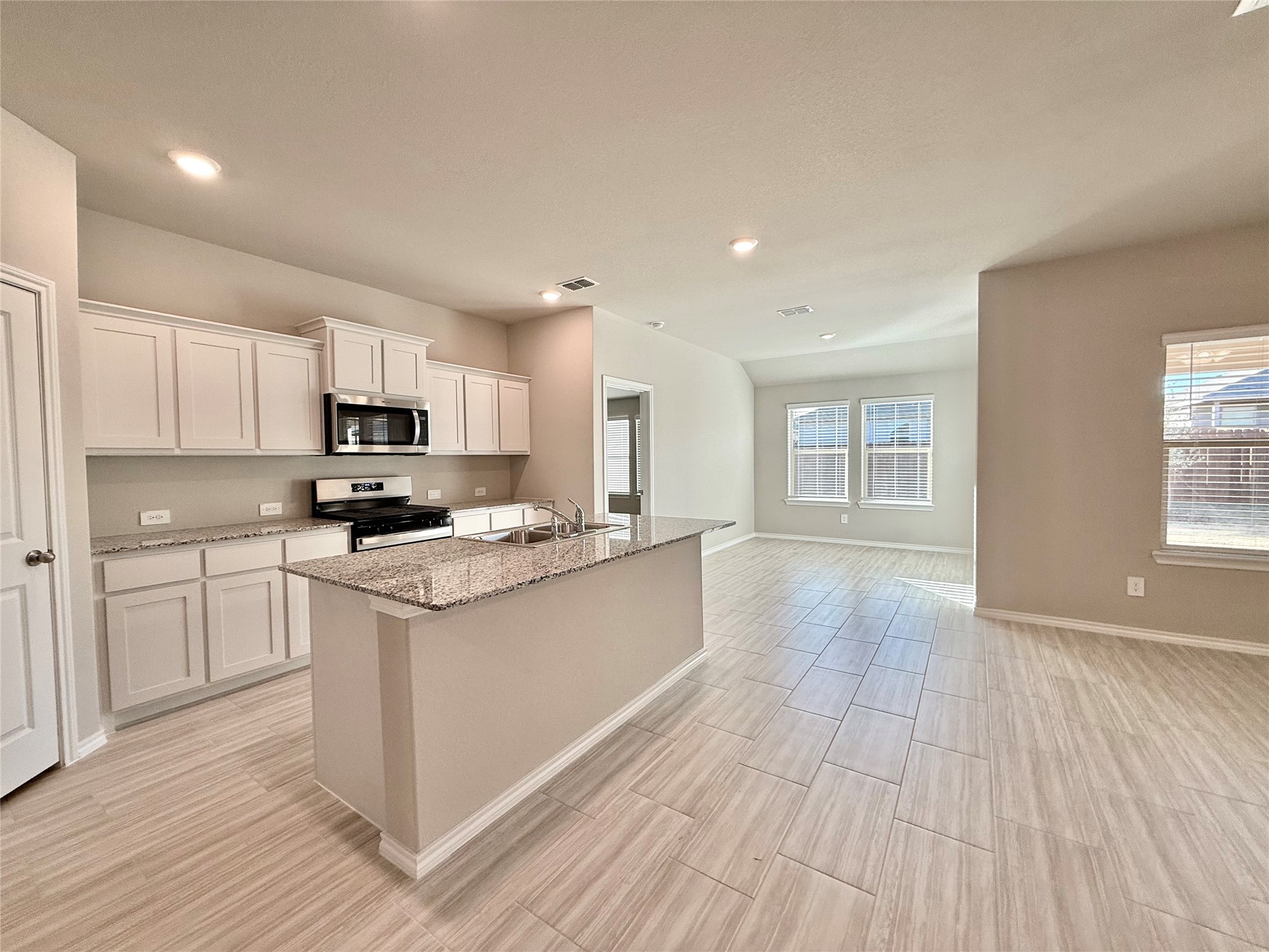 8437 Hollymead Lane Fort Worth TX 76131