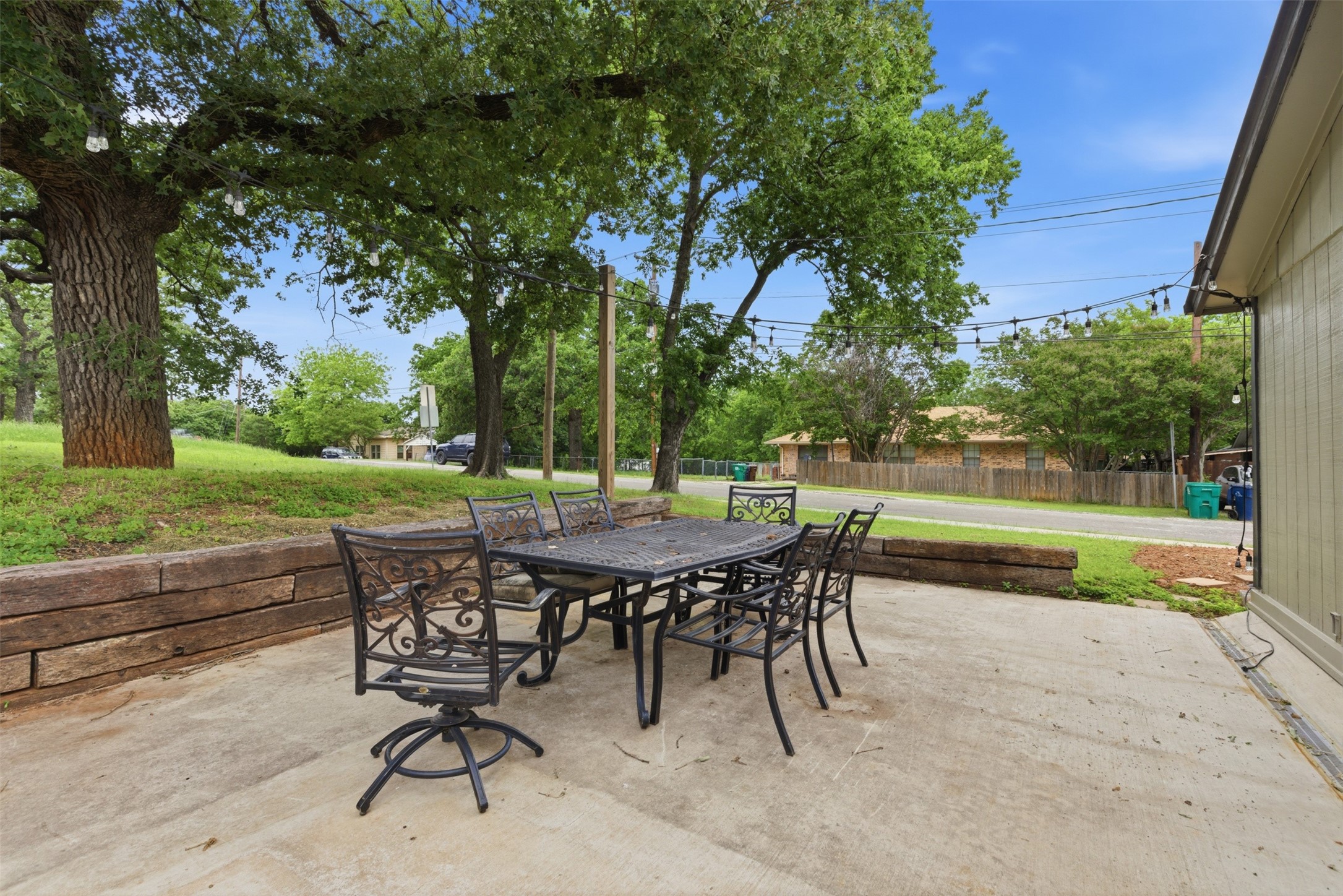 729 Hettie Street Denton TX 76209