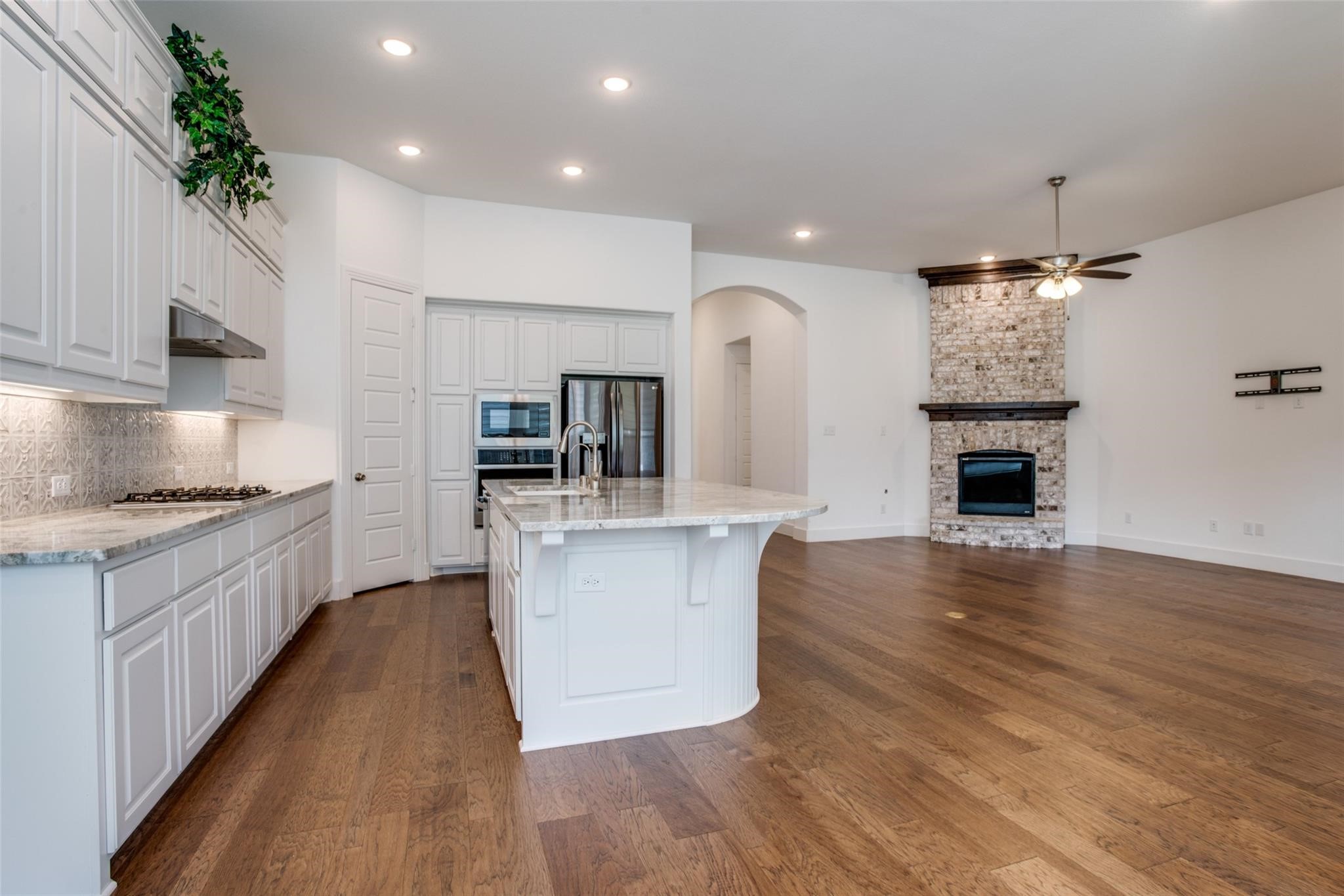 717 Corner Post Path Celina TX 75009