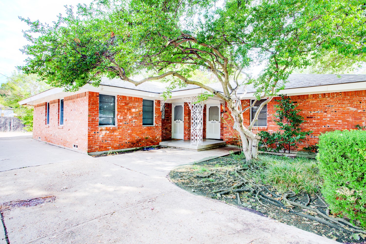 6511 Ravendale Lane Dallas TX 75214