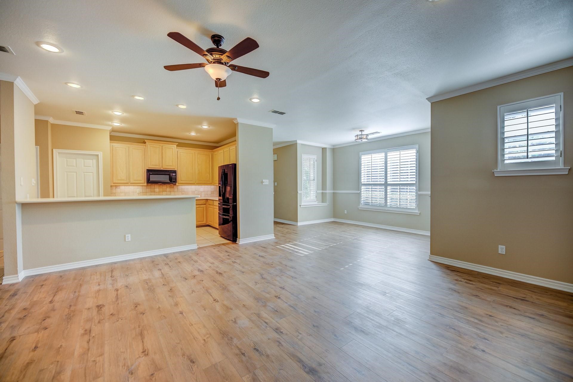 5855 Pecan Chase Benbrook TX 76132