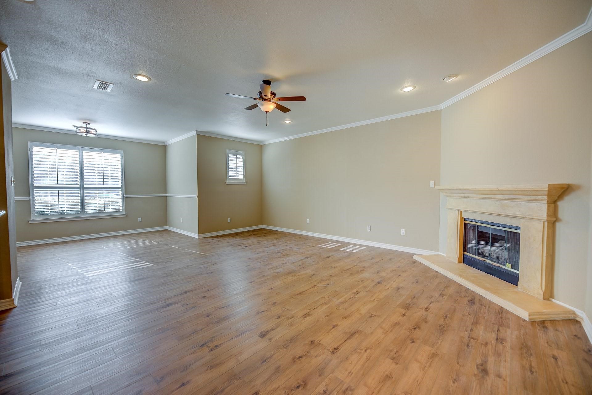 5855 Pecan Chase Benbrook TX 76132