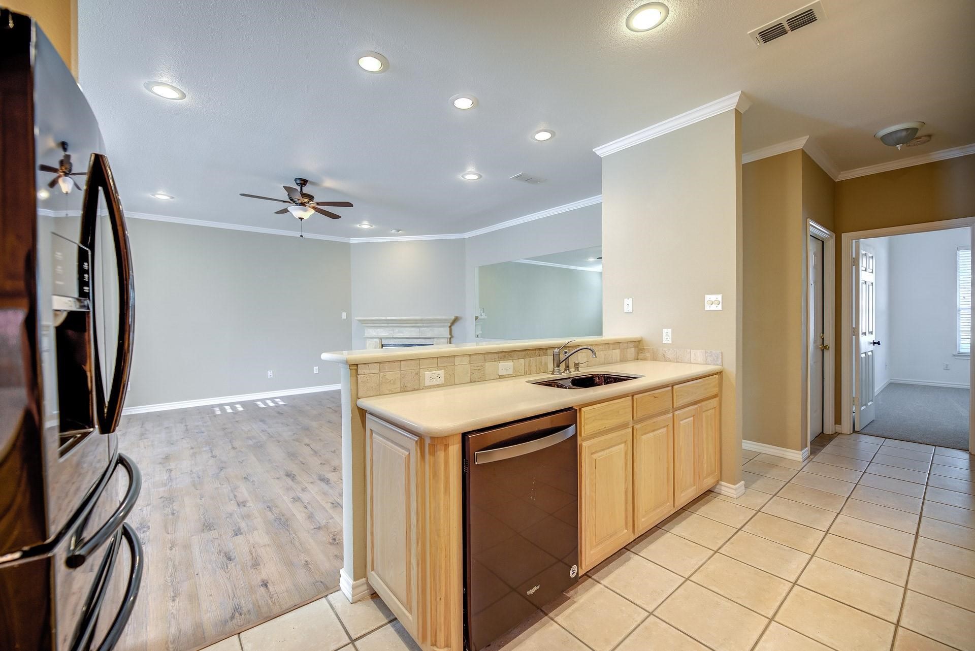 5855 Pecan Chase Benbrook TX 76132