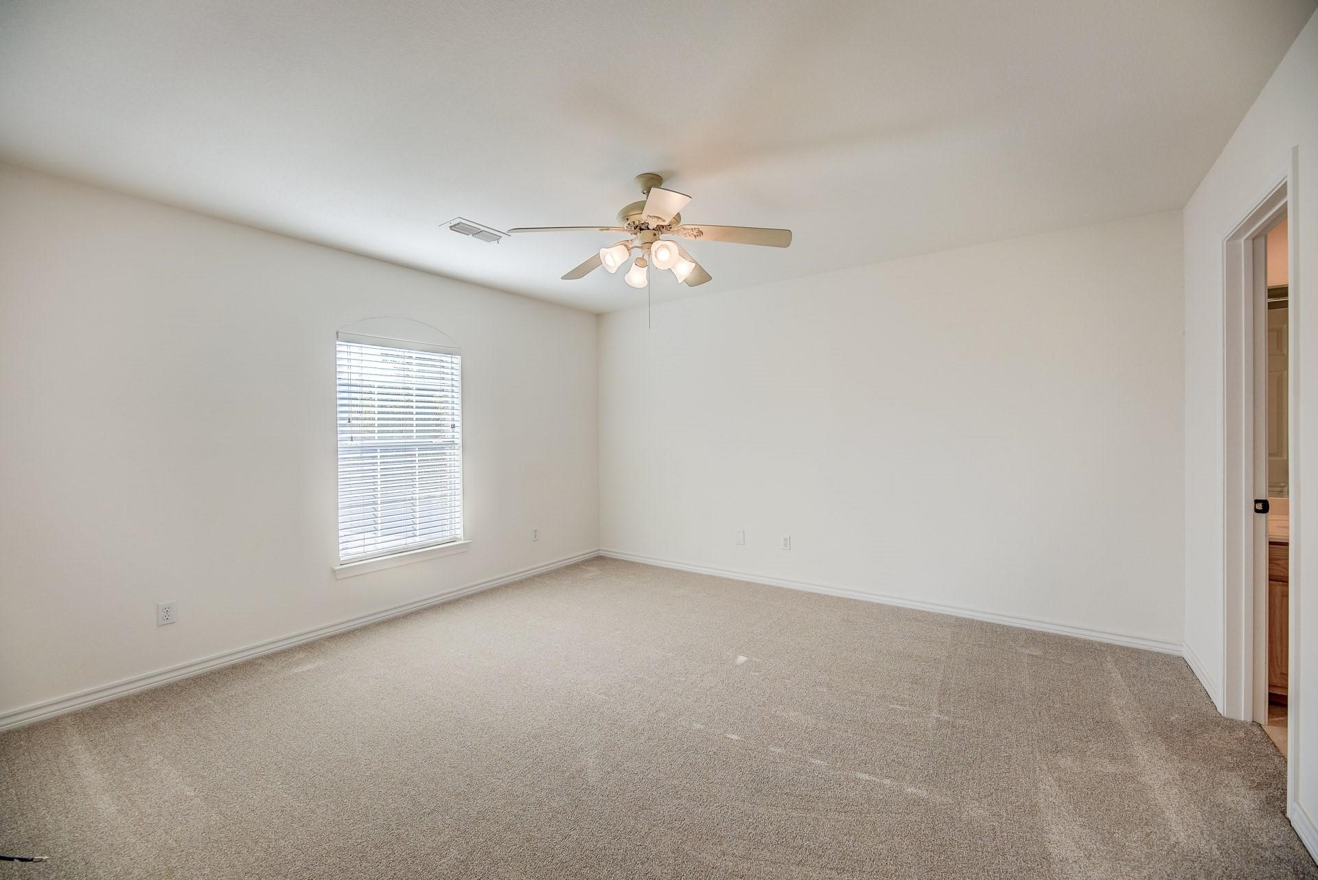 5855 Pecan Chase Benbrook TX 76132