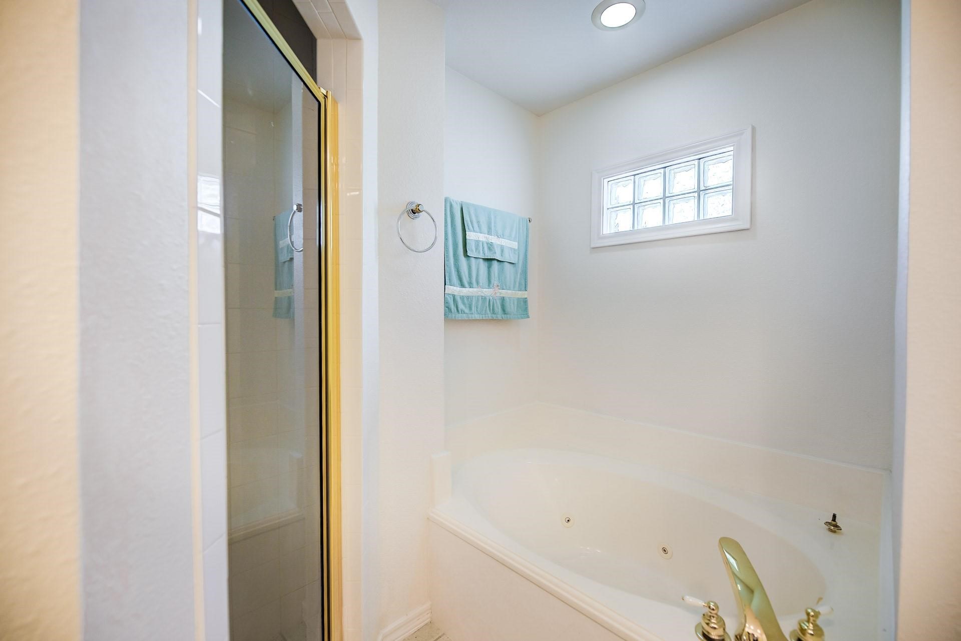 5855 Pecan Chase Benbrook TX 76132