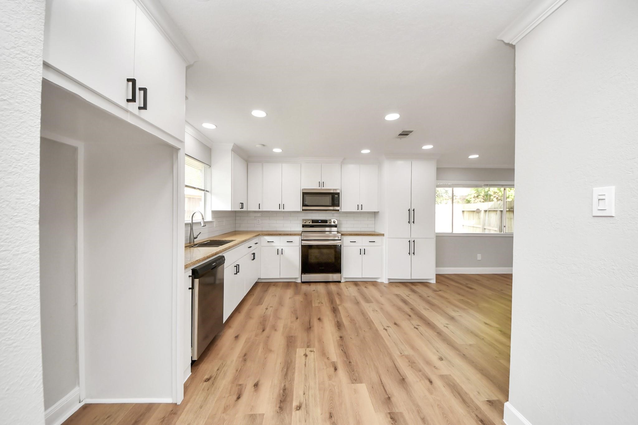 3407 Chalfont Court Houston TX 77066