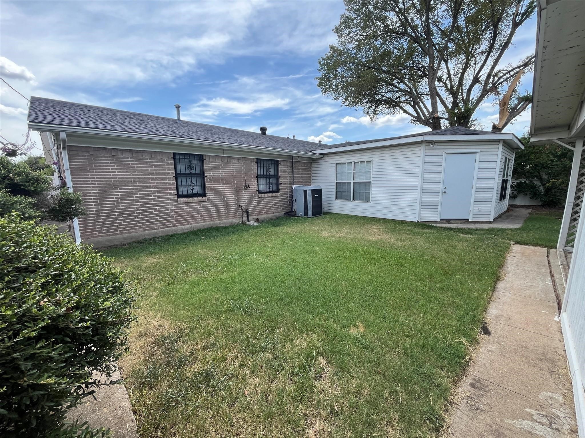 4509 Huntington Drive Garland TX 75042