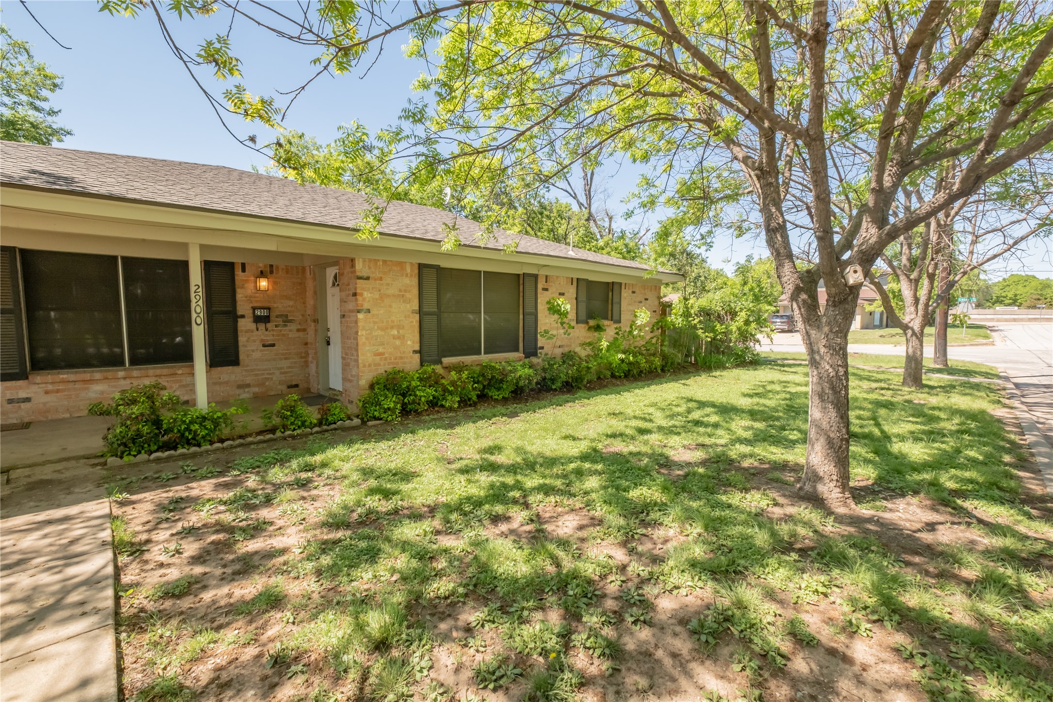 5101 Locke Avenue Fort Worth TX 76107