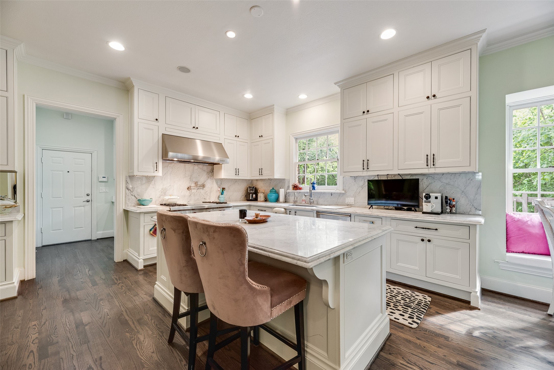 1418 Yakimo Drive Dallas TX 75208