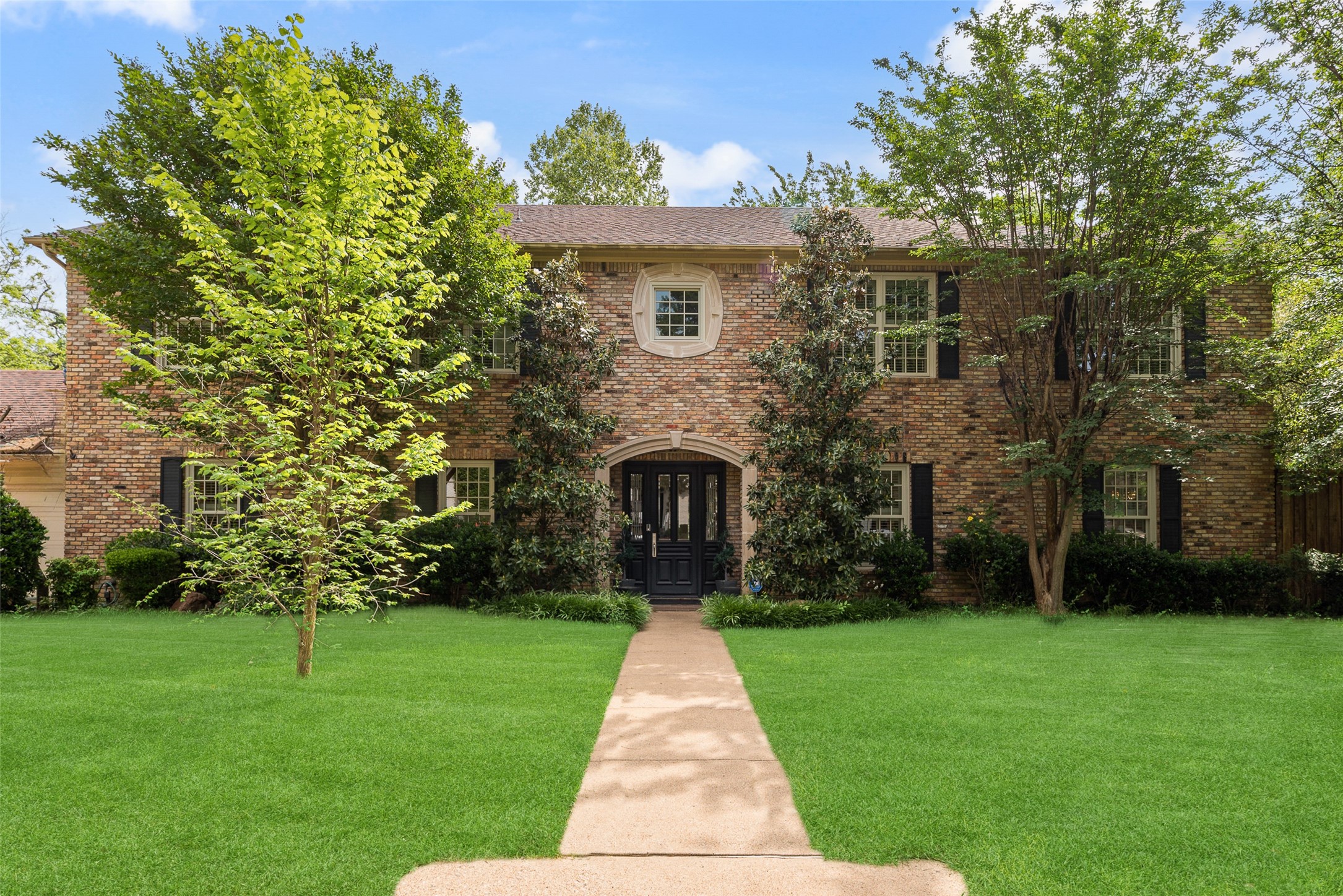 1418 Yakimo Drive Dallas TX 75208