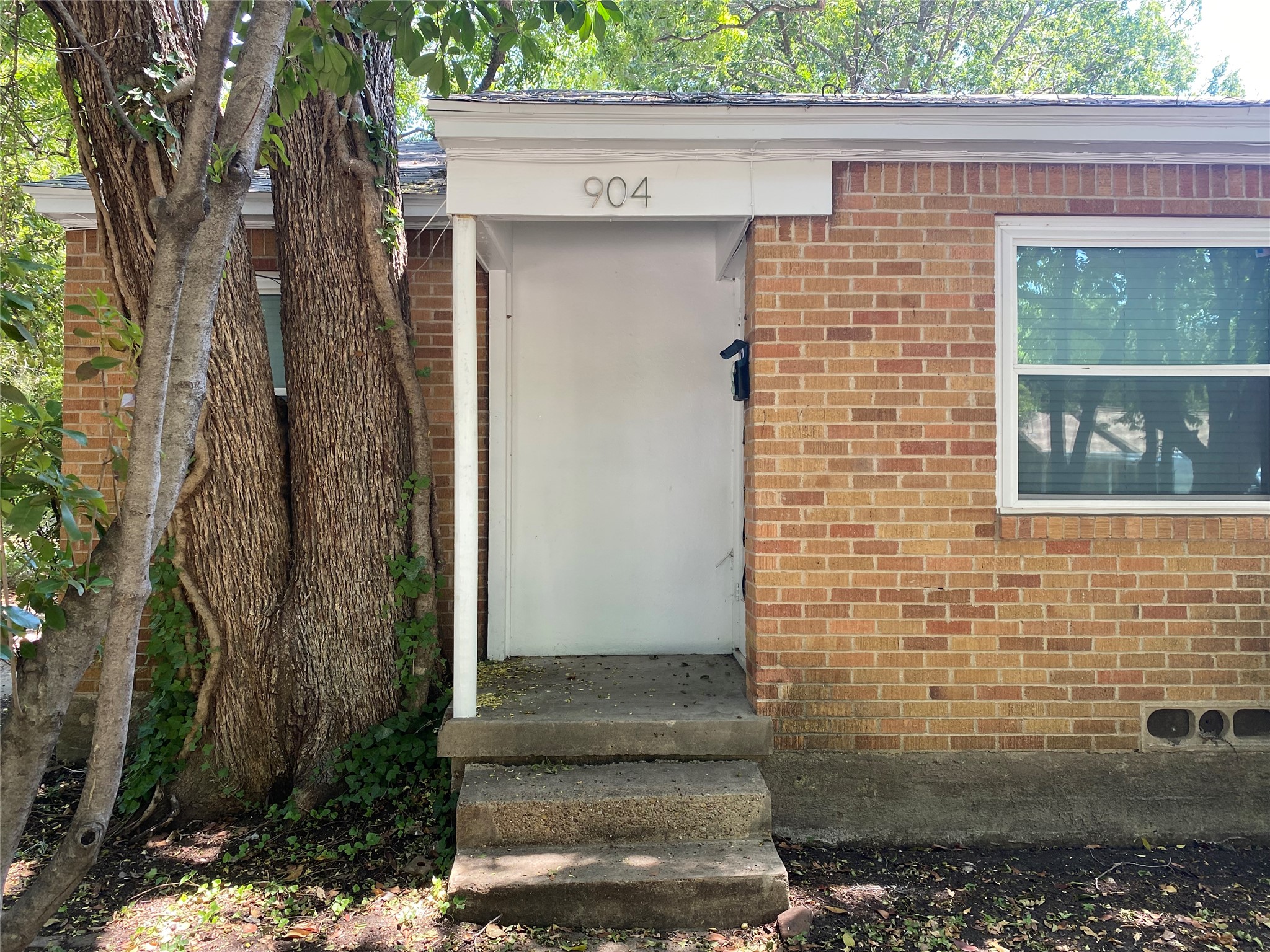 904 Denton Street Denton TX 76201