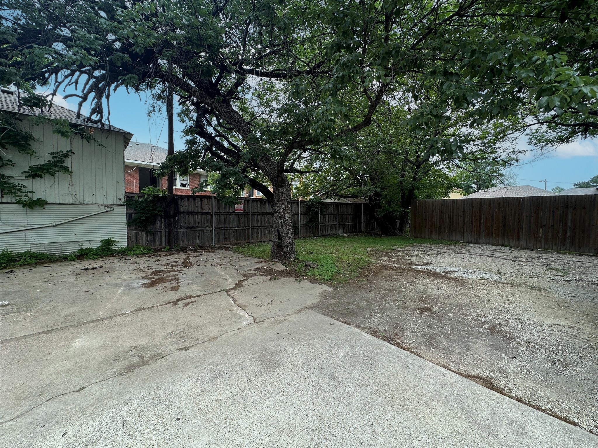 819 N Marsalis Avenue Dallas TX 75203