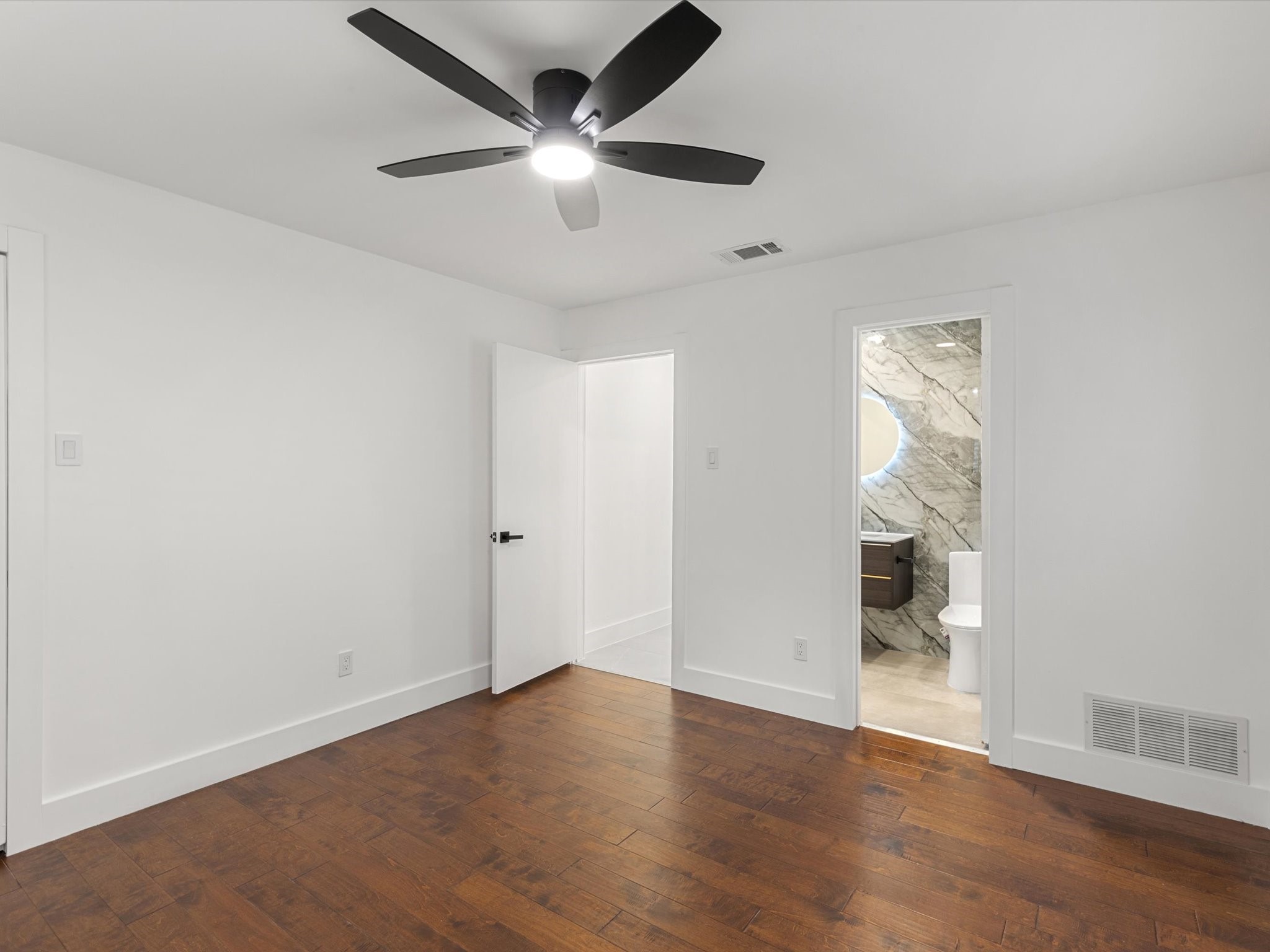 4321 Cobblers Lane Dallas TX 75287
