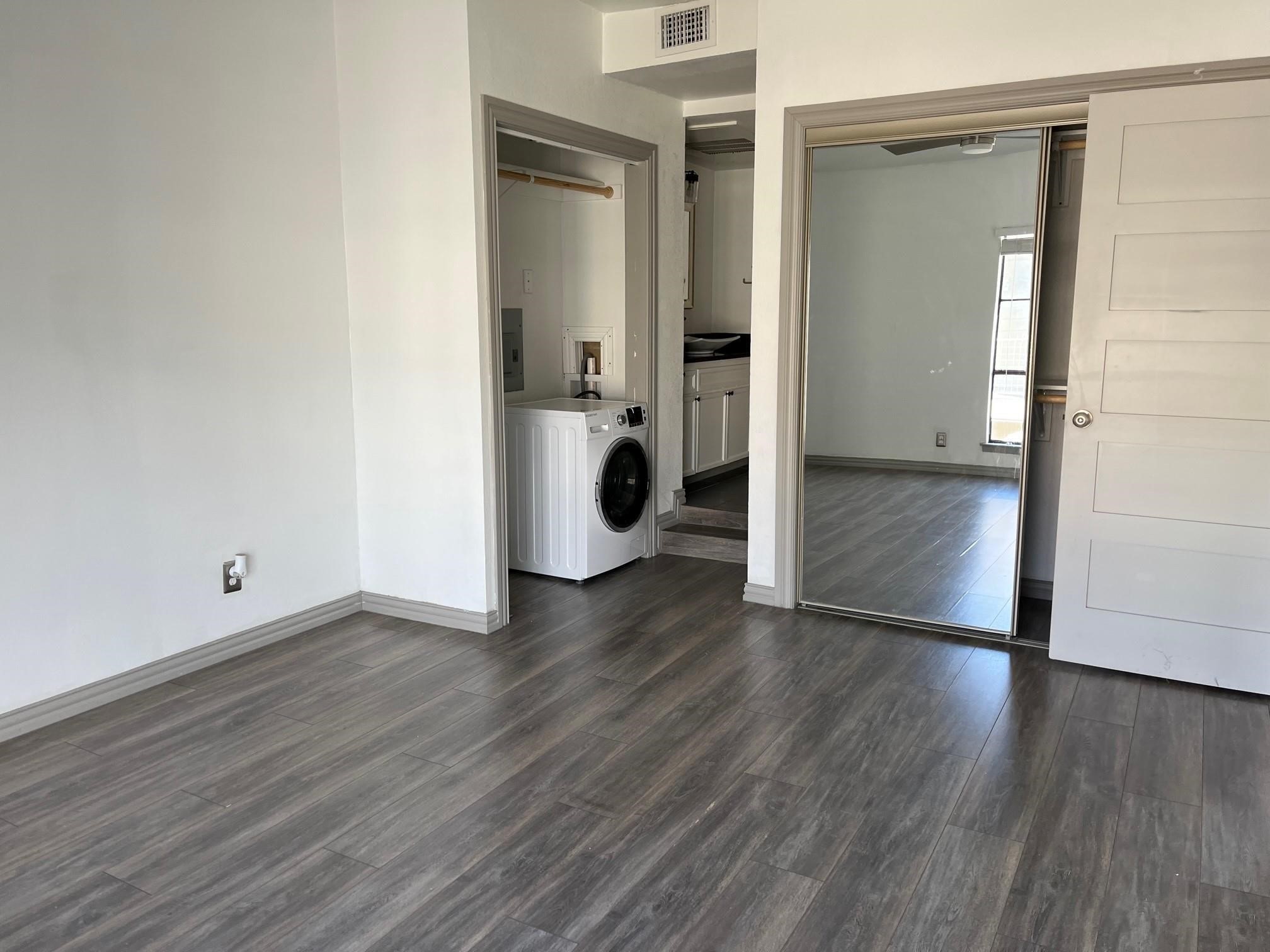 2800 Douglas Avenue Dallas TX 75219