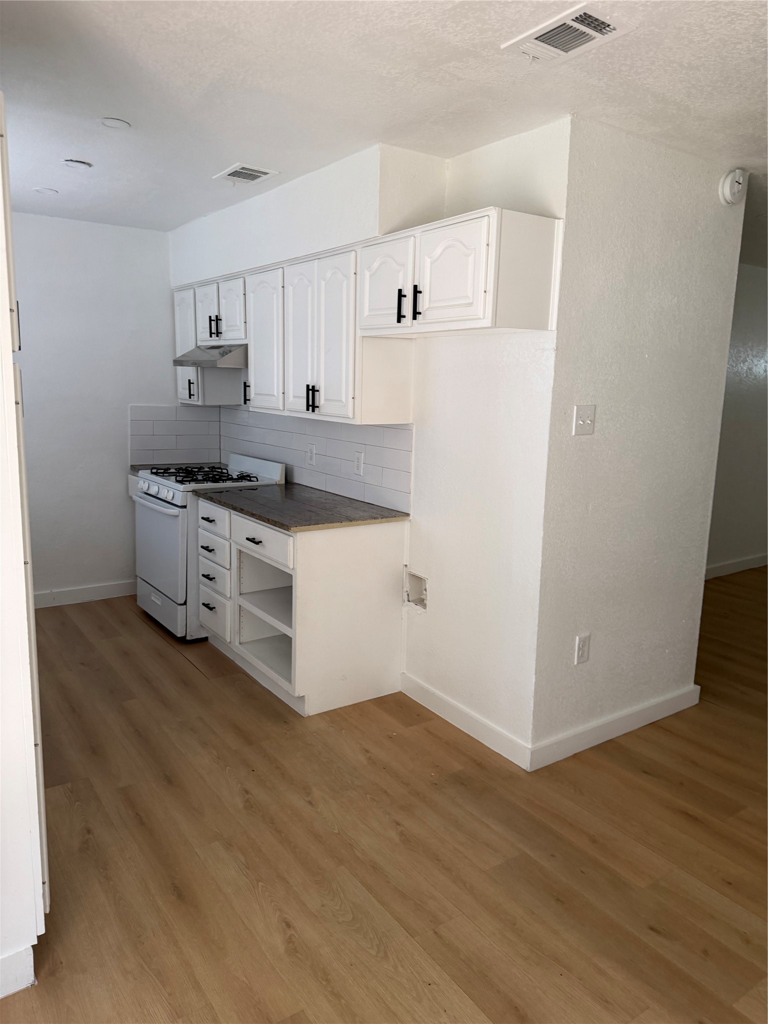 11221 Trail Lane Balch Springs TX 75180