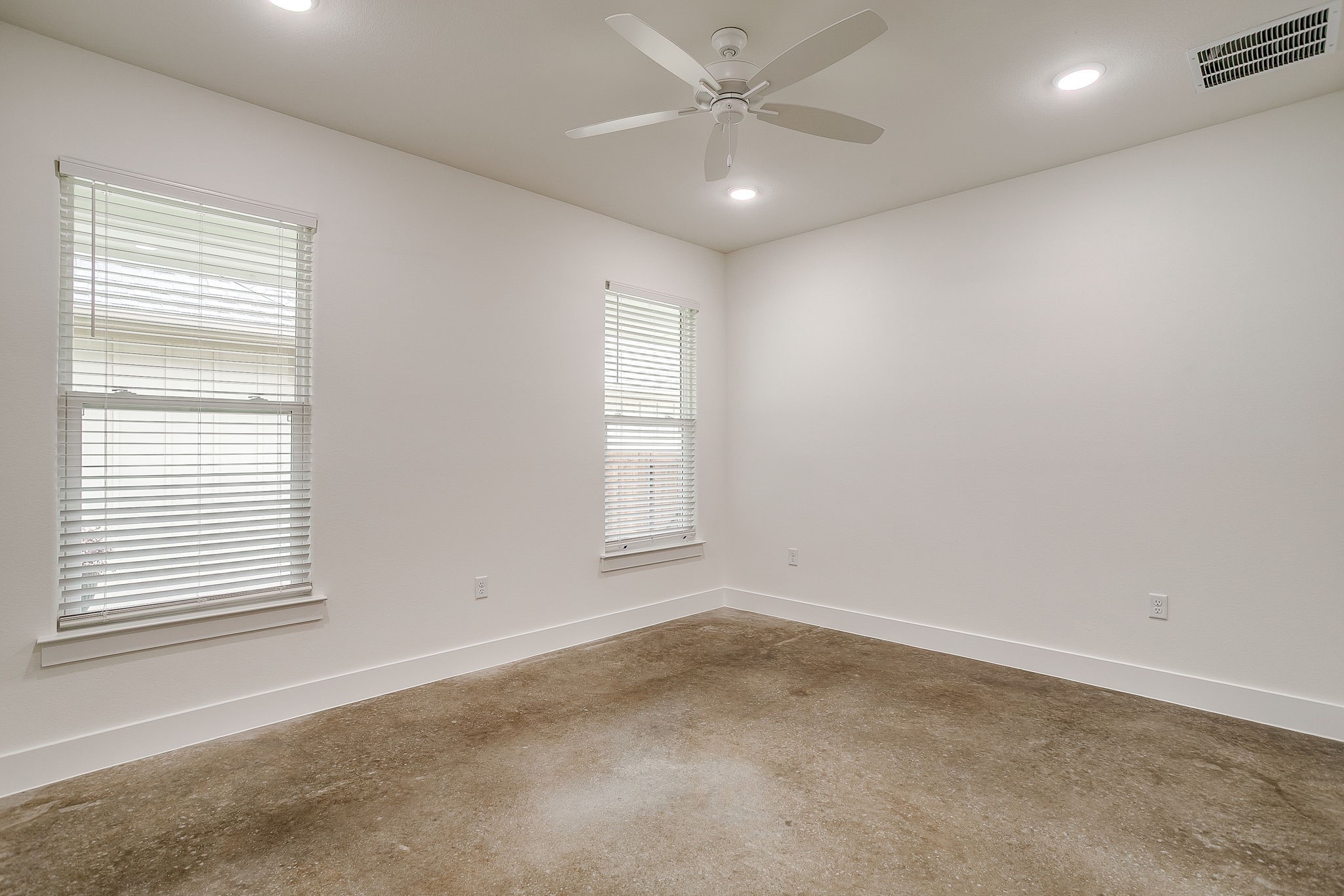106 Cardinal Woods Court Granbury TX 76049