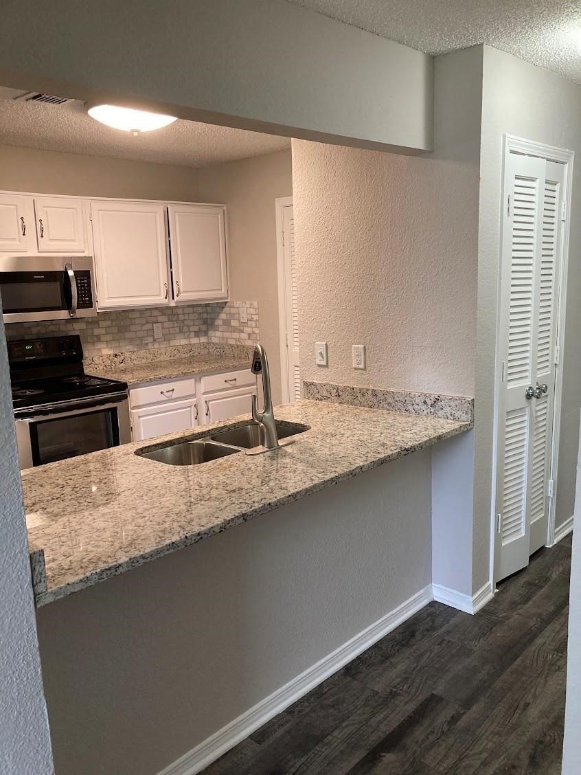 141 Valley View Drive Lewisville TX 75067