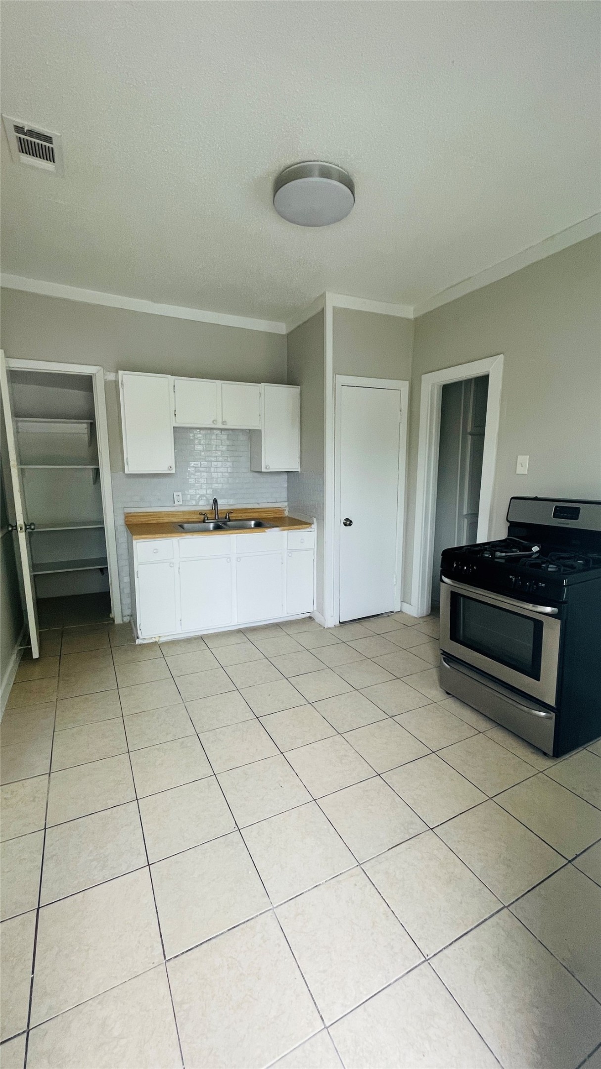 805 S Tyler Street Dallas TX 75208