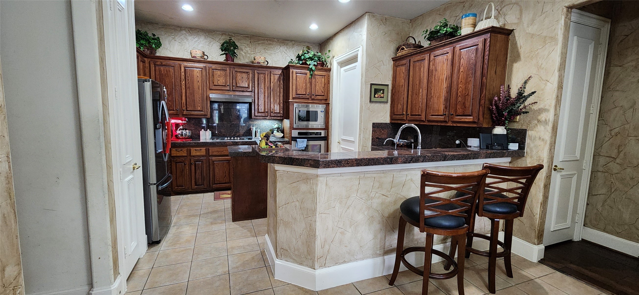 1001 Llano Trace Irving TX 75063