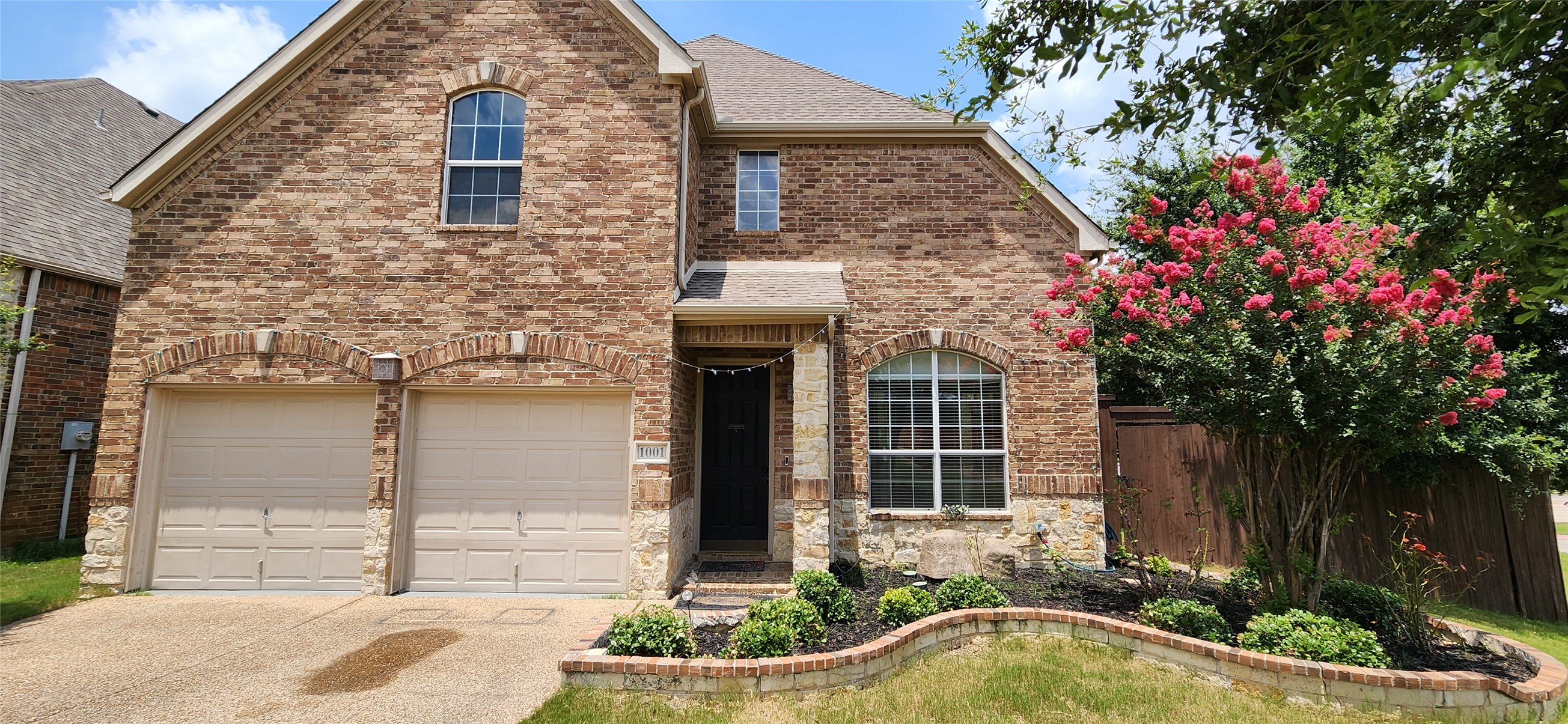 1001 Llano Trace Irving TX 75063