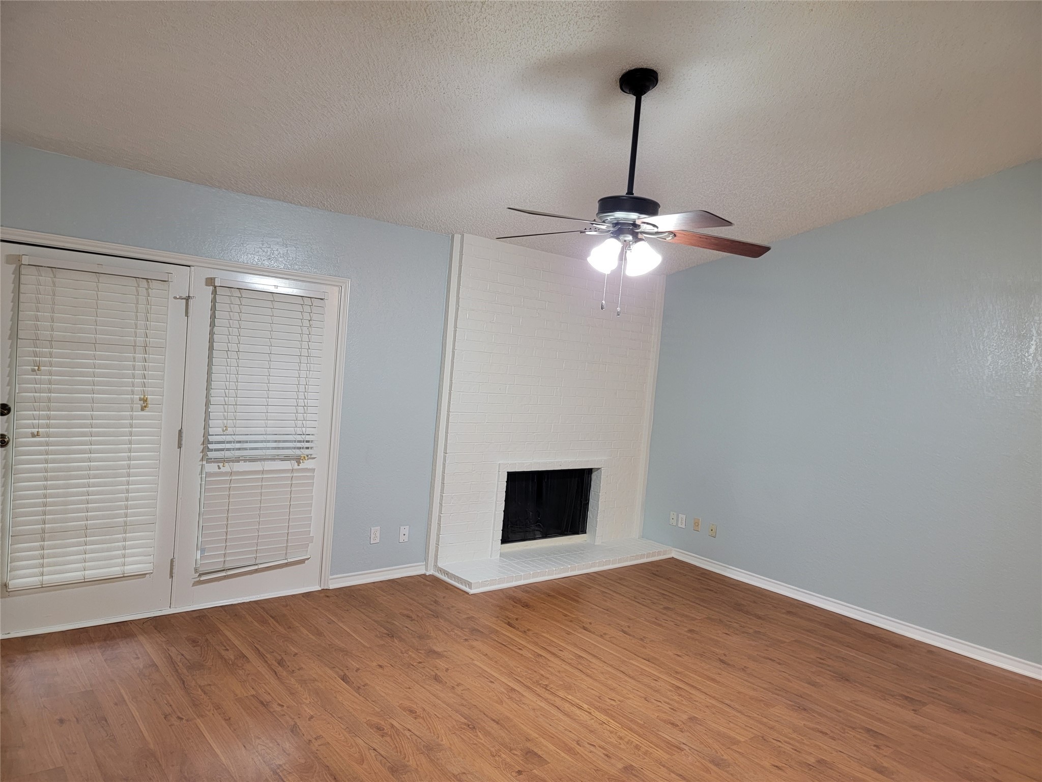 1104 Horizon Trail Arlington TX 76011