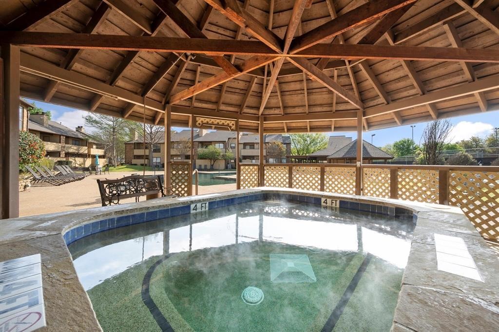 1104 Horizon Trail Arlington TX 76011