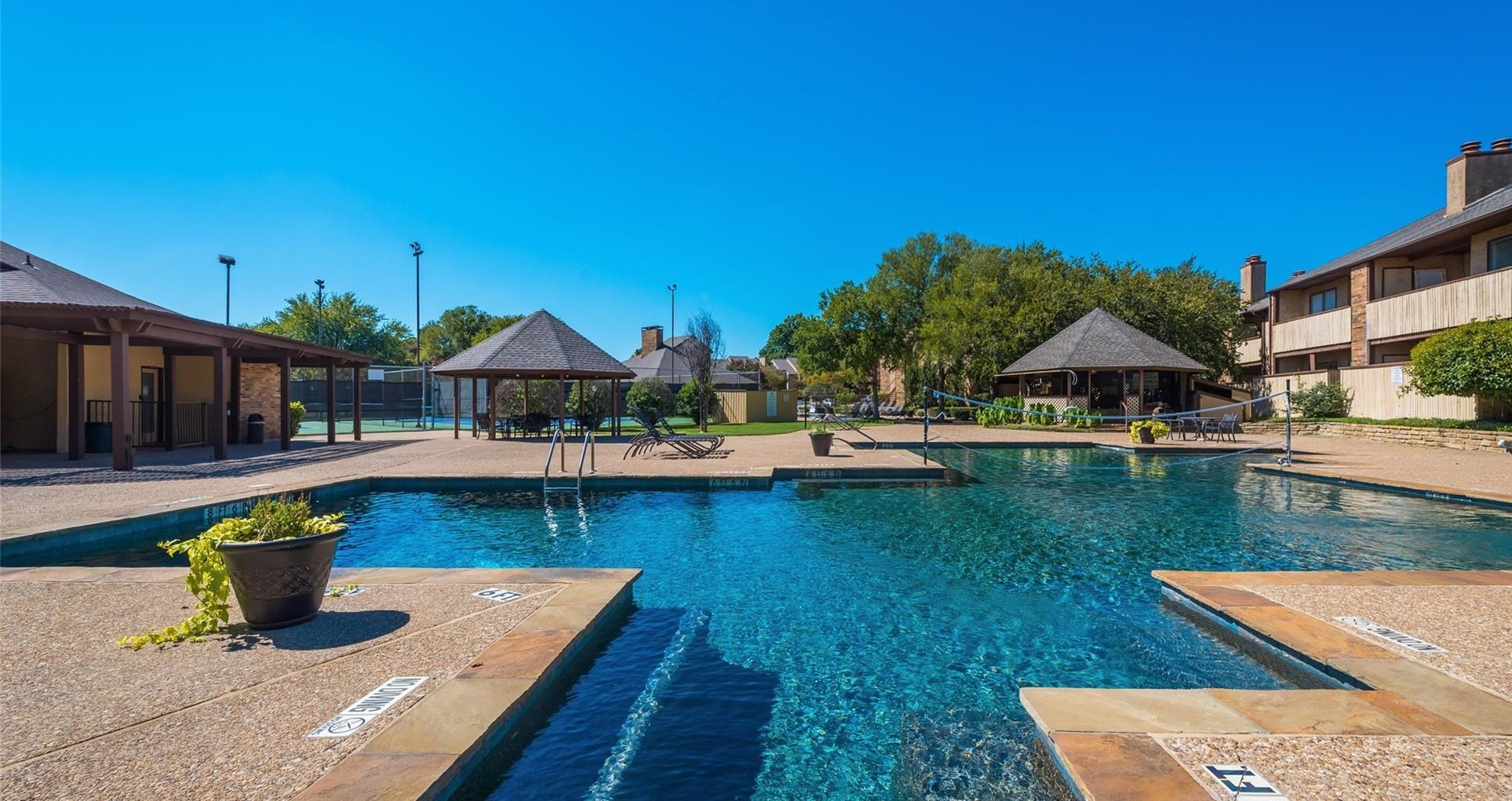 1104 Horizon Trail Arlington TX 76011