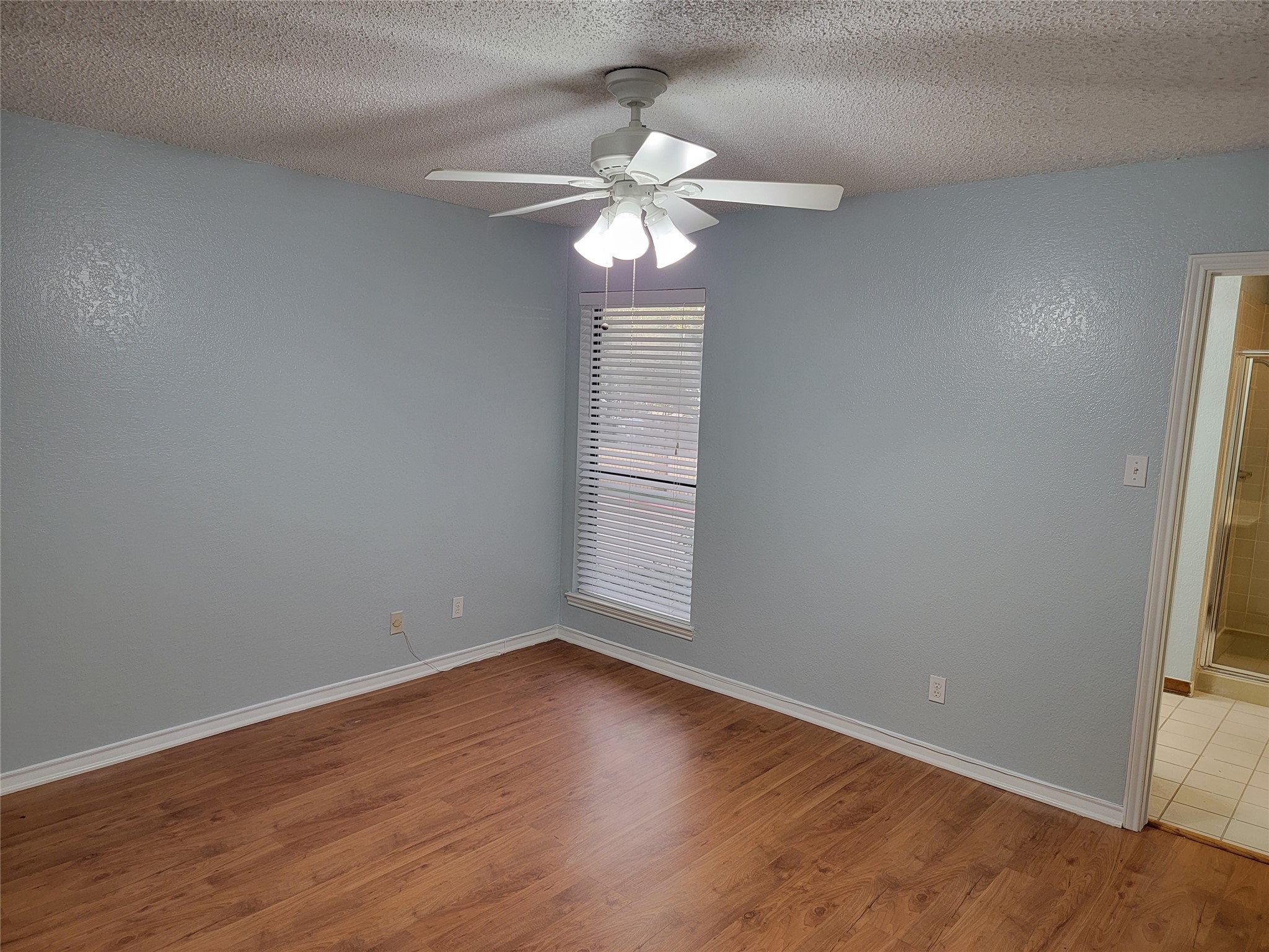 1104 Horizon Trail Arlington TX 76011