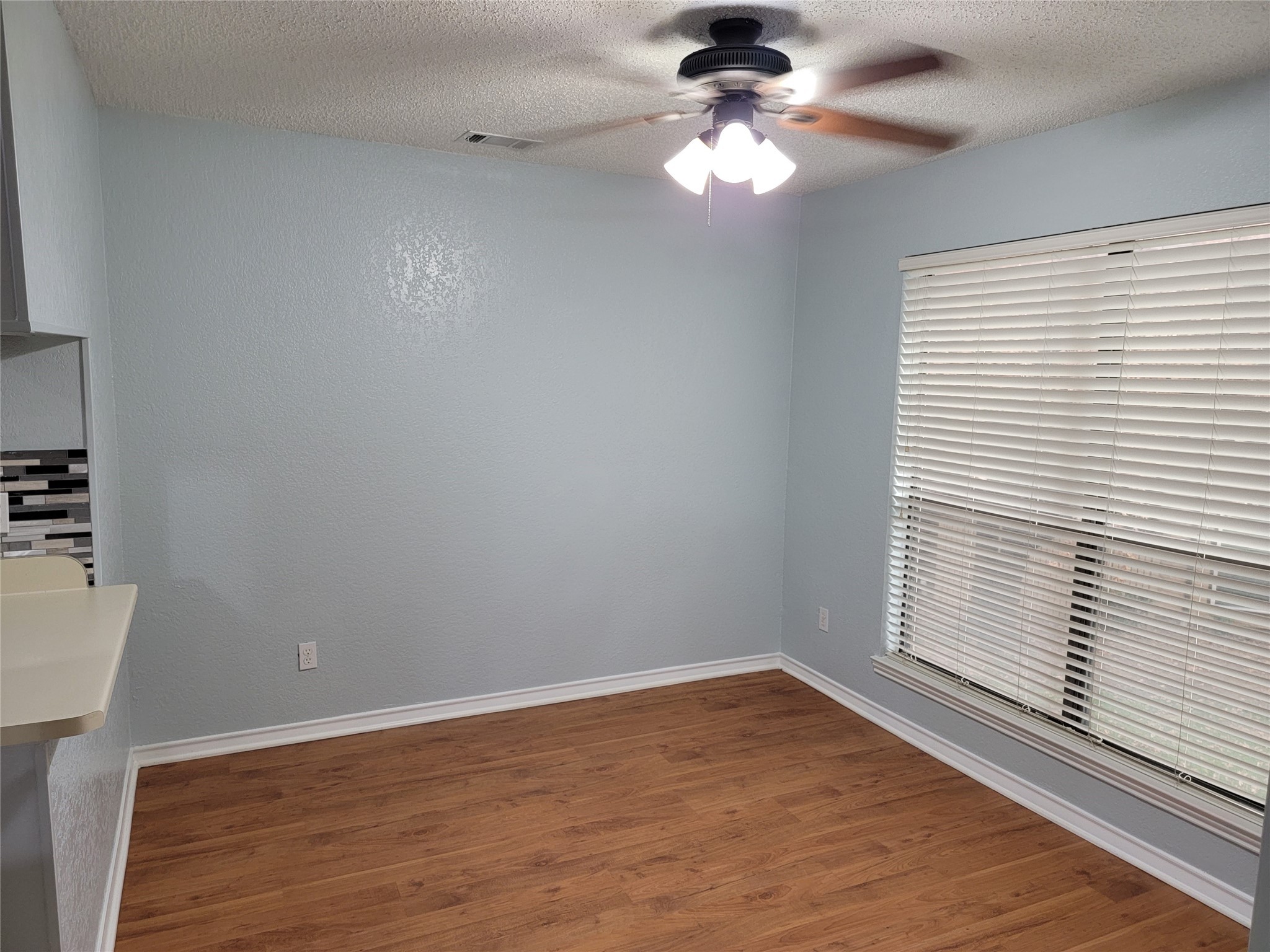 1104 Horizon Trail Arlington TX 76011