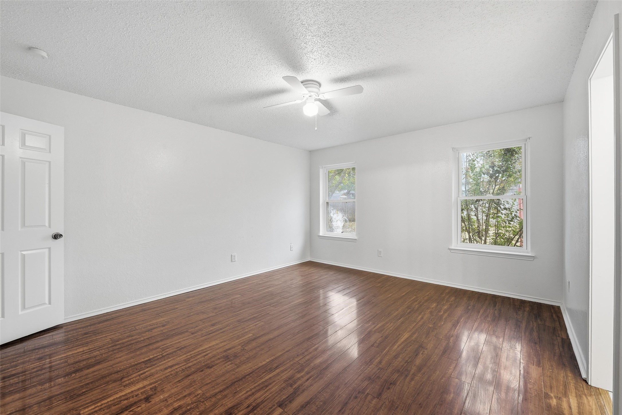 6444 Whitehurst Watauga TX 76148