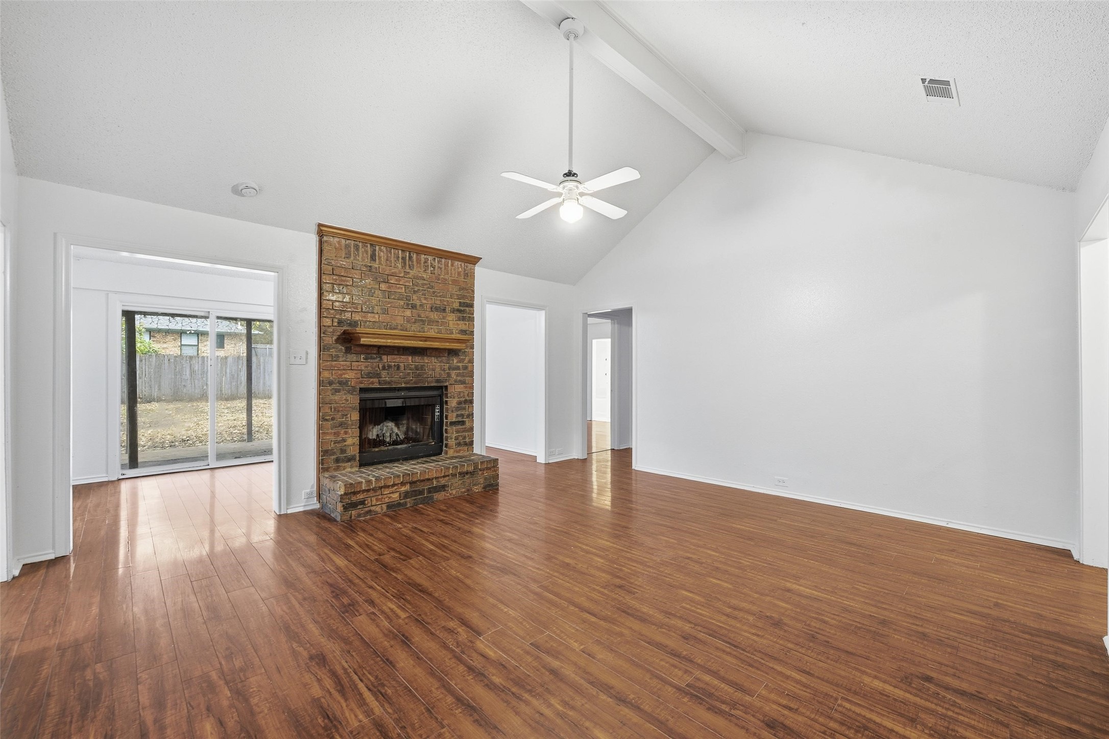6444 Whitehurst Watauga TX 76148
