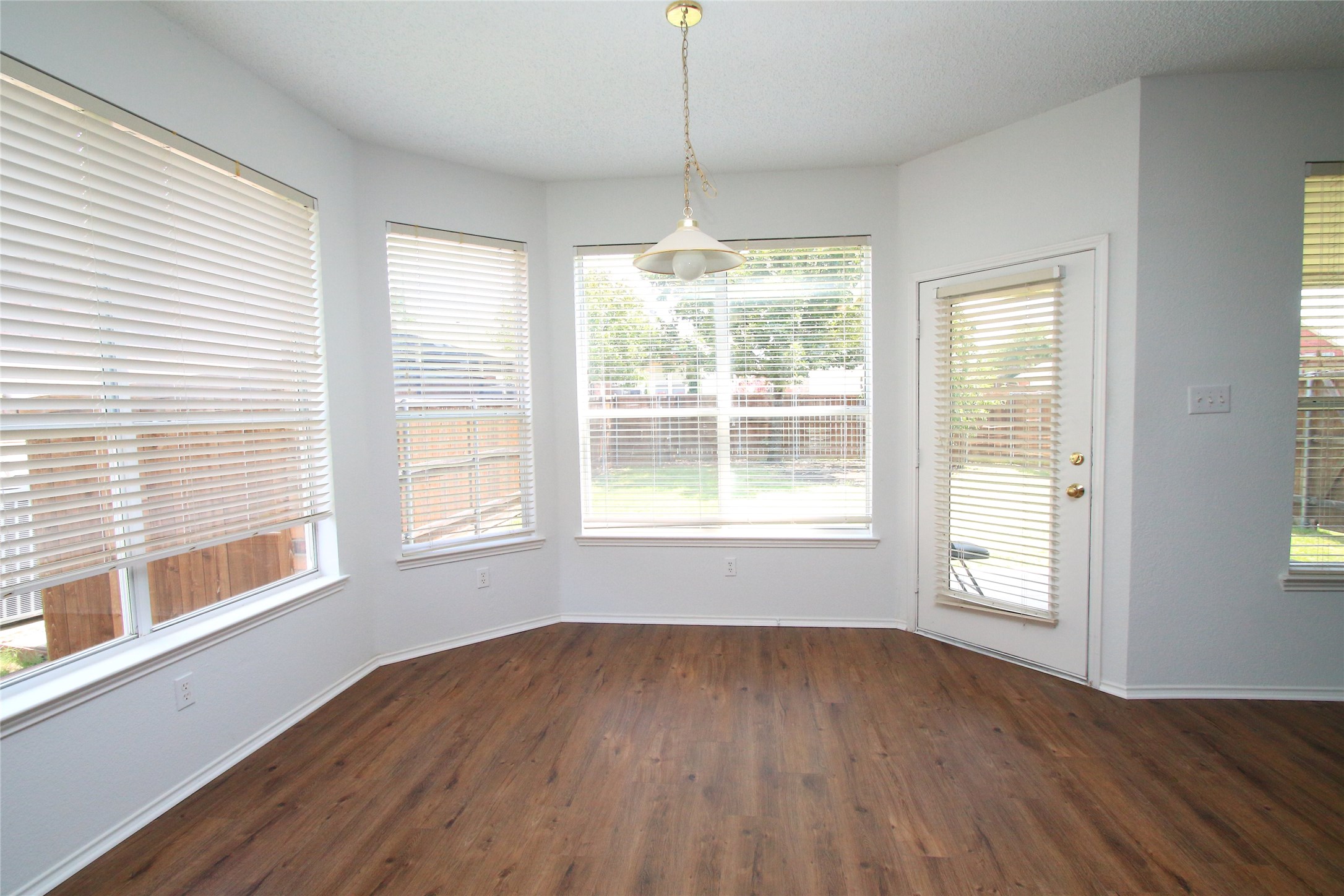 4004 Lakeside Drive The Colony TX 75056