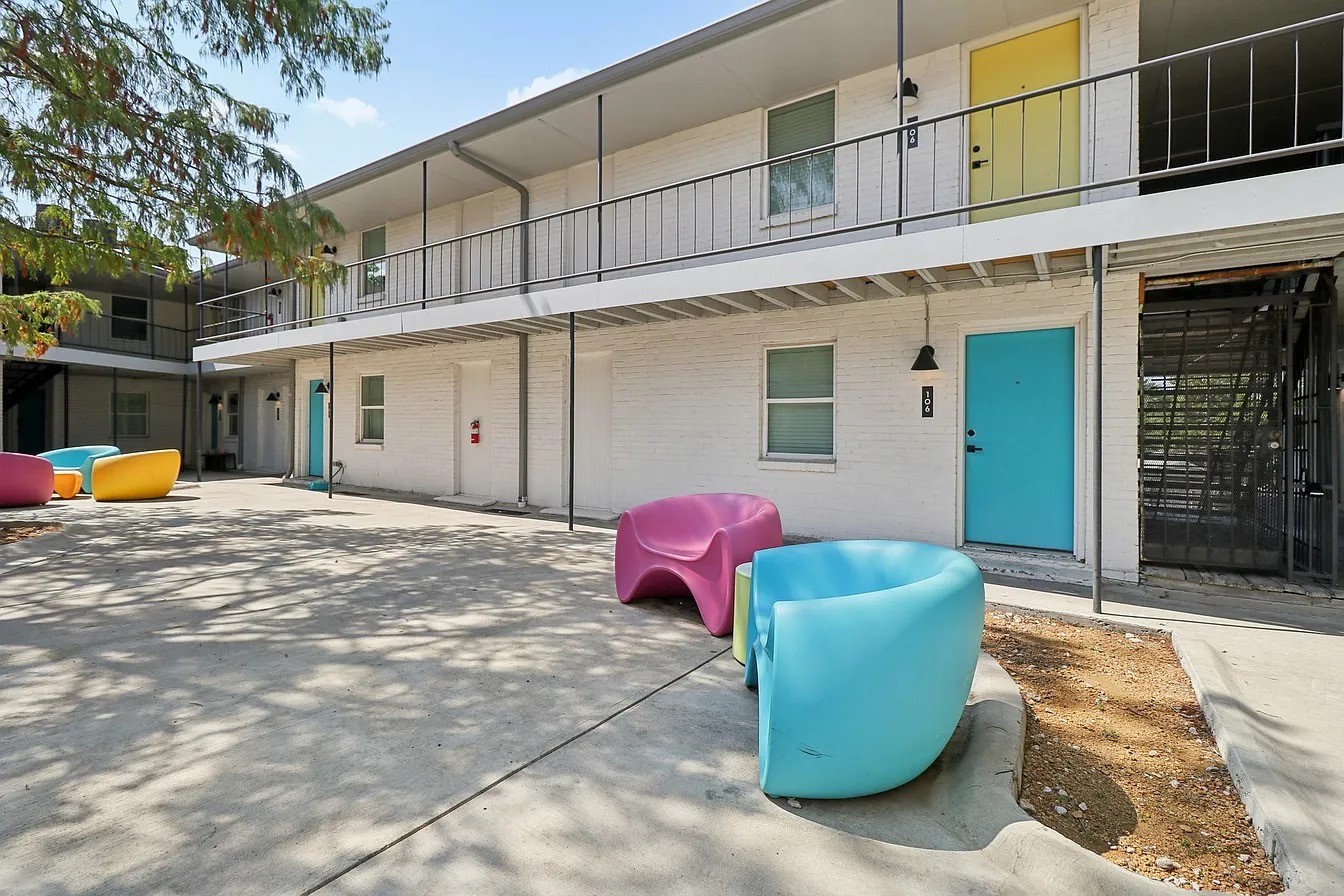 321 E 8th Street Dallas TX 75203