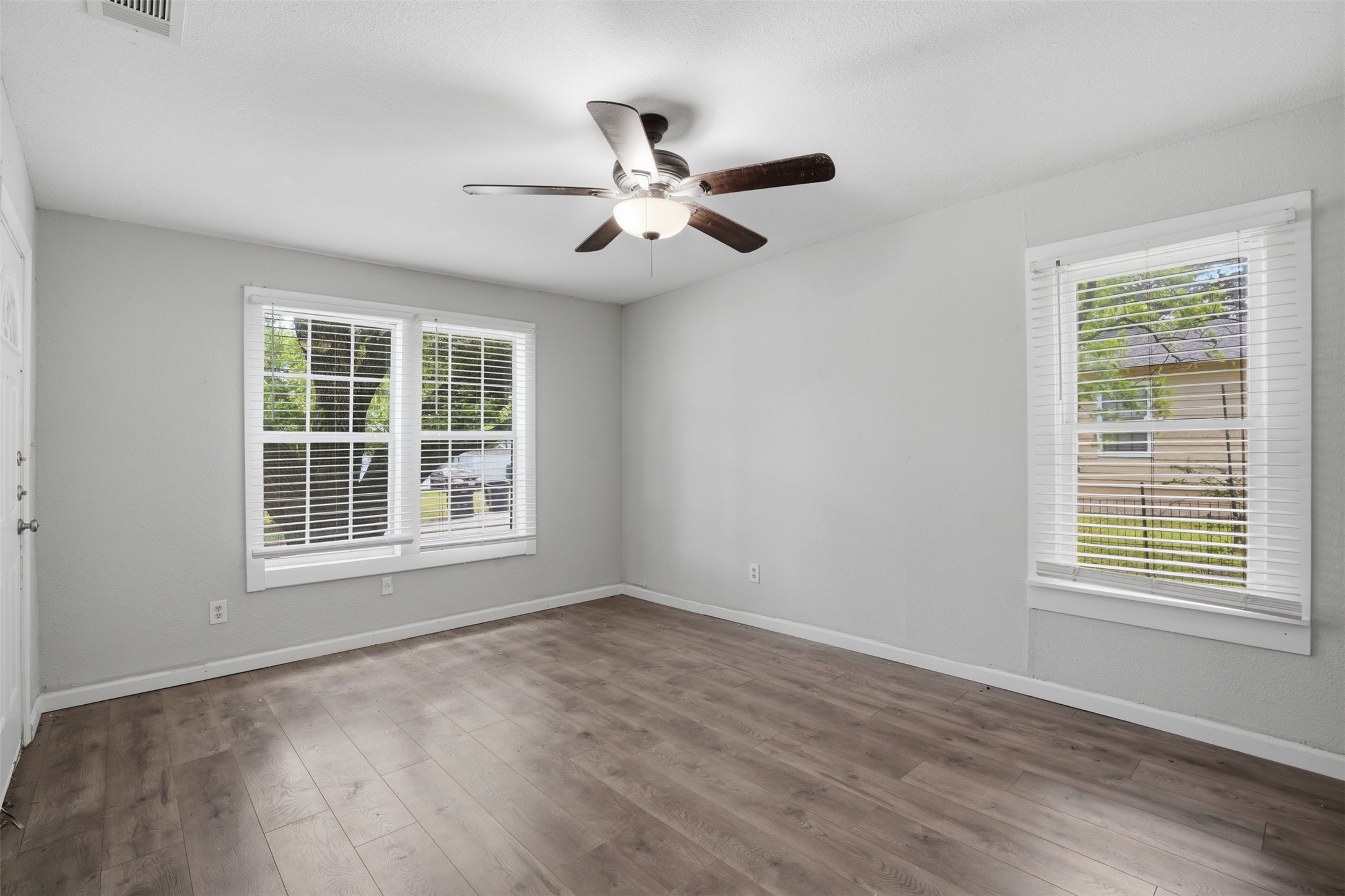 507 E Heron Street Denison TX 75021