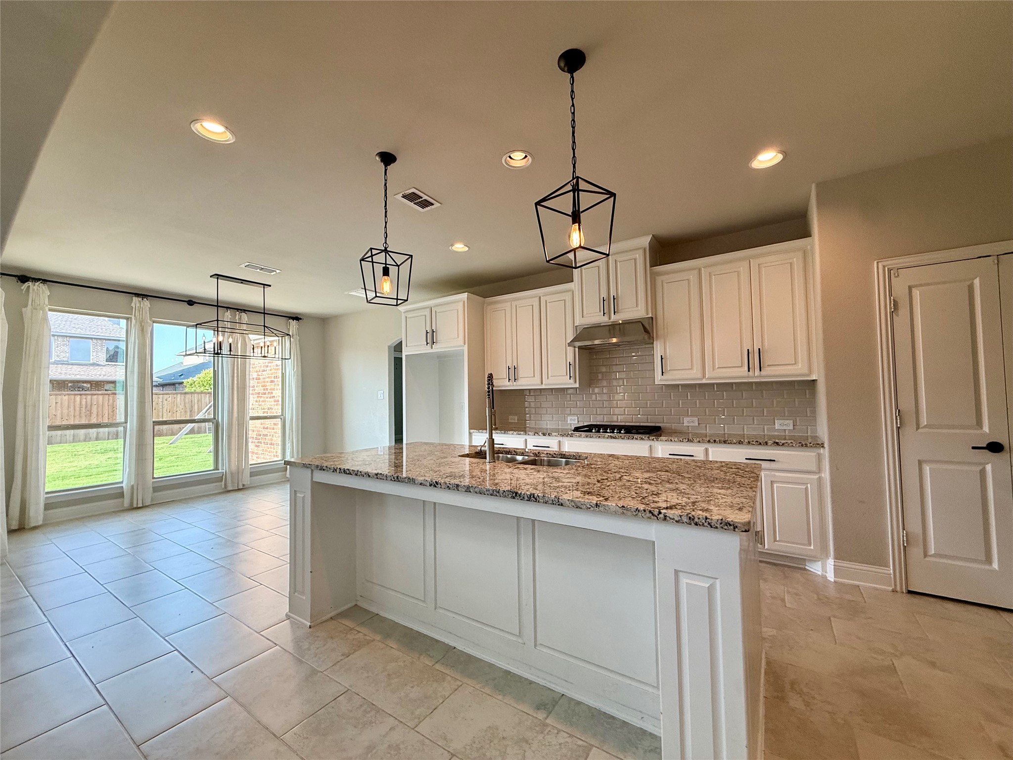 509 Lomax Lane Fort Worth TX 76131